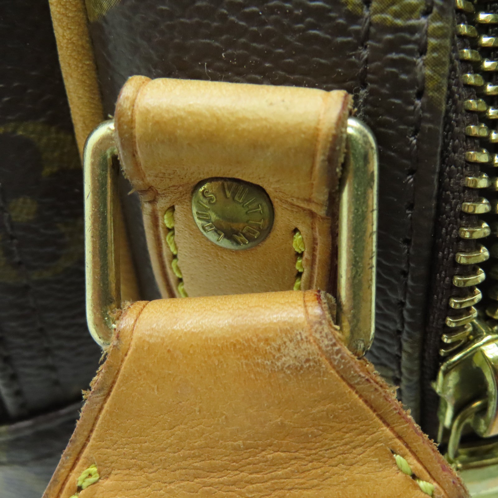 LOUIS VUITTON Monogram Reporter Gold Buckle Shoulder Bag Brown