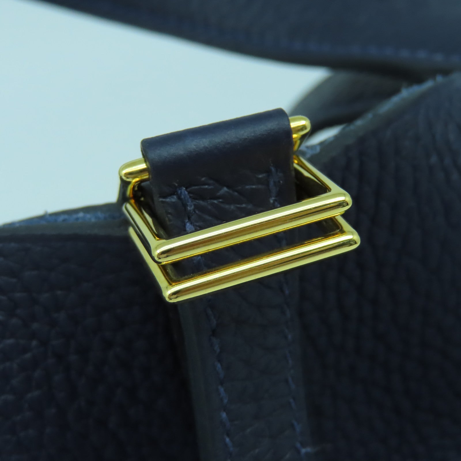 HERMES Clemence皮革Picotin PM金扣手挽袋深藍色