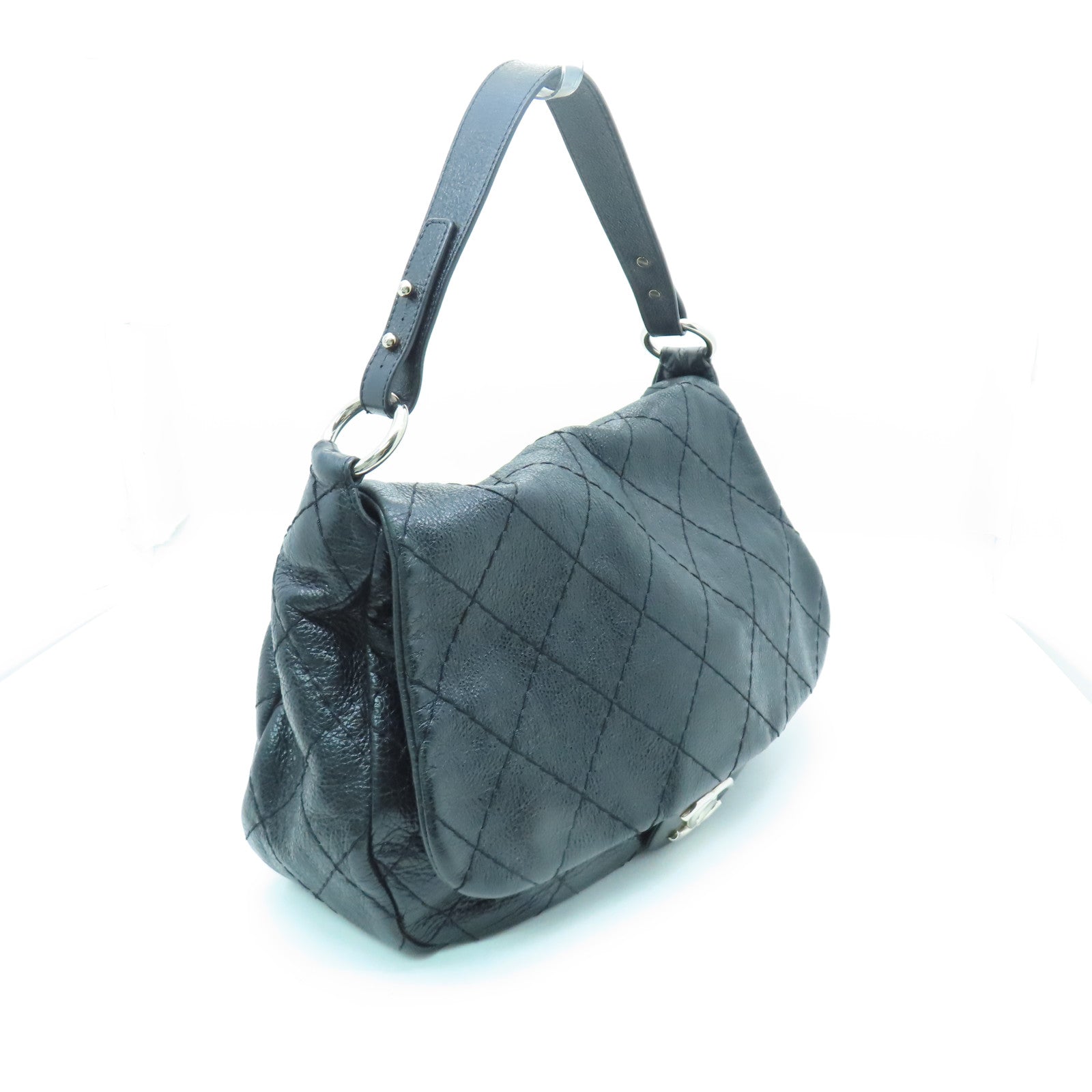 CHANEL diamond leather leather Totebag silver buckle shoulder bag black