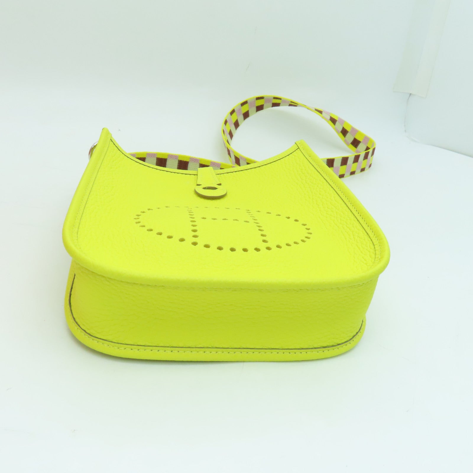 HERMES Clemence皮革Evelyne TPM Shoulder Bag银扣肩背袋黄色