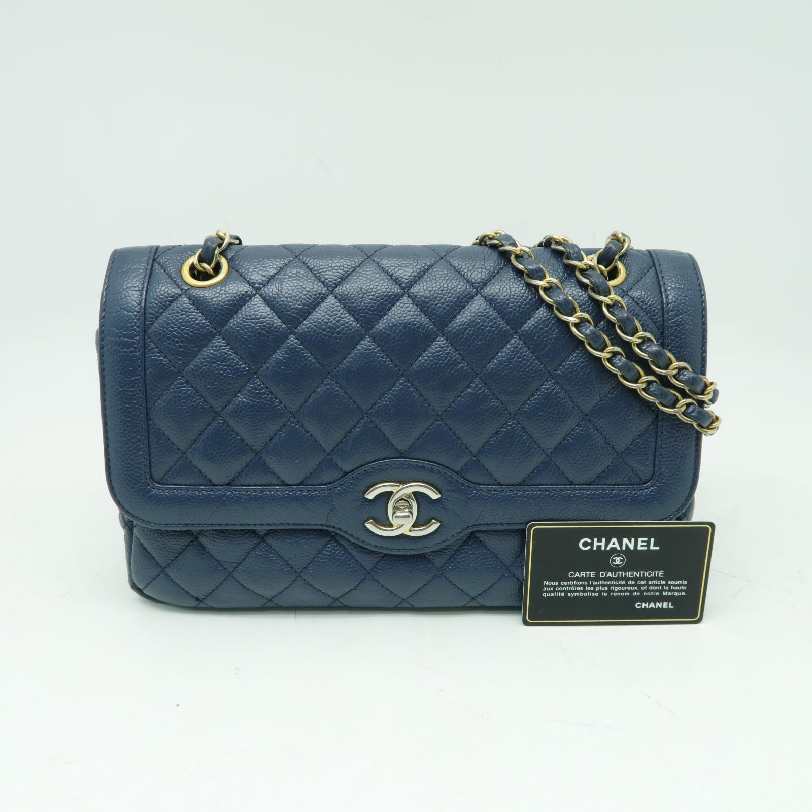 CHANEL 菱格Caviar皮革Chain Shoulder金扣鏈帶肩背袋深藍色