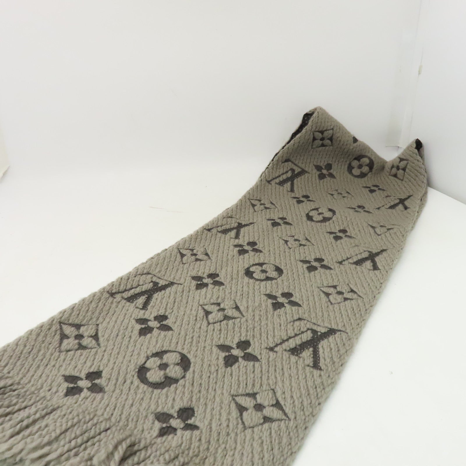 LOUIS VUITTON 絲質/羊絨Scarf絲巾灰色