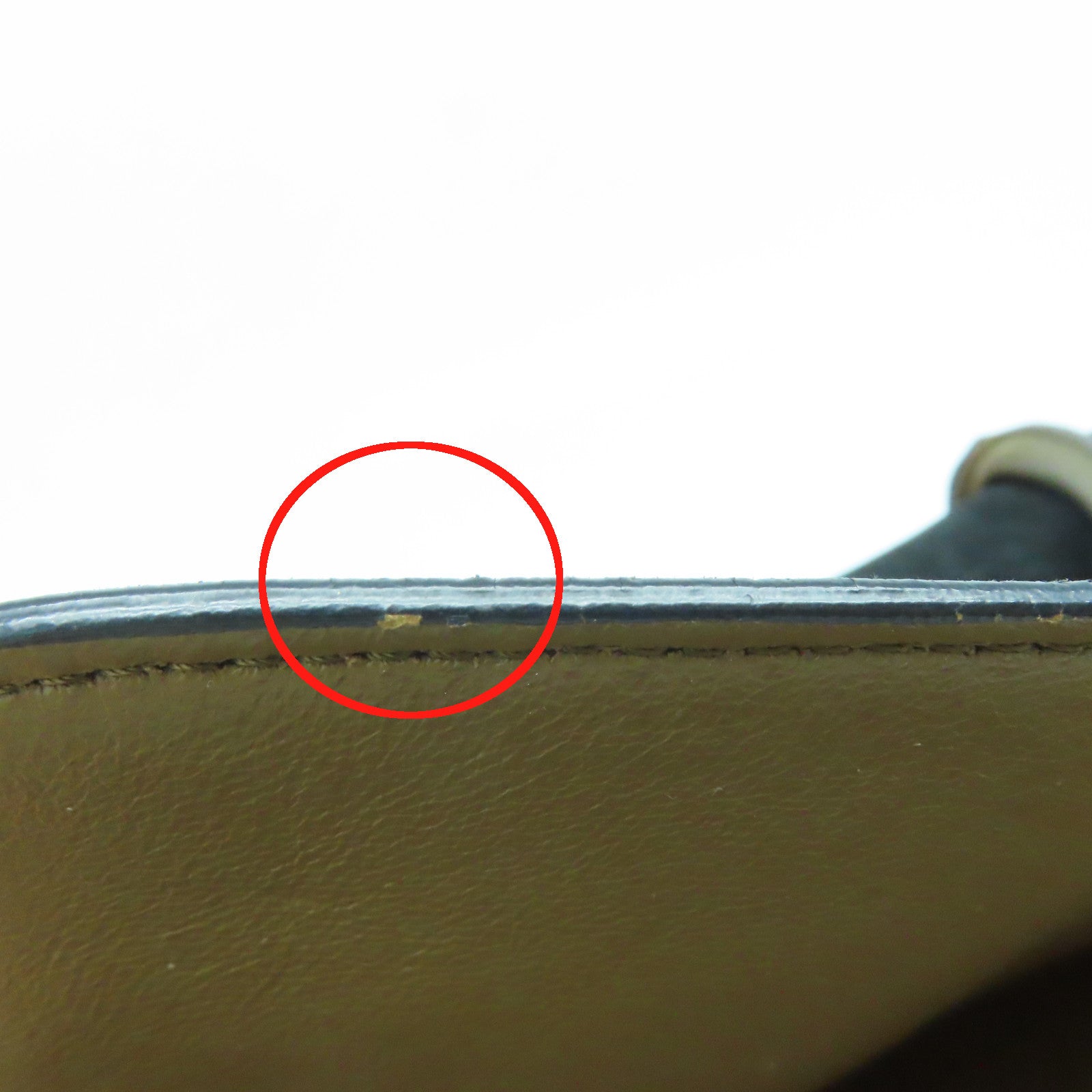 CELINE 牛皮皮革Shoulder Bag金扣肩背袋白色啡色