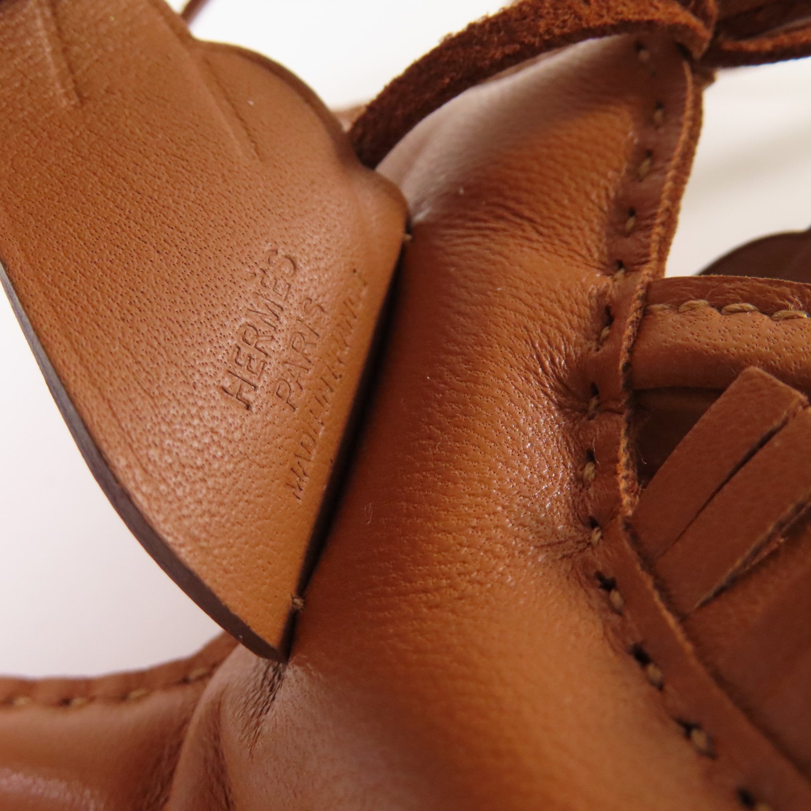 HERMES Swift皮革Rodeo Pegase PM Charm掛飾Gold經典駝色