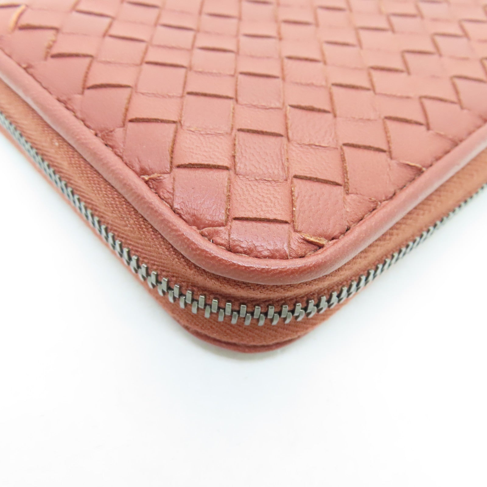 BOTTEGA VENETA Sheepskin Leather Zipper Long Wallet Silver Buckle Long Wallet Red