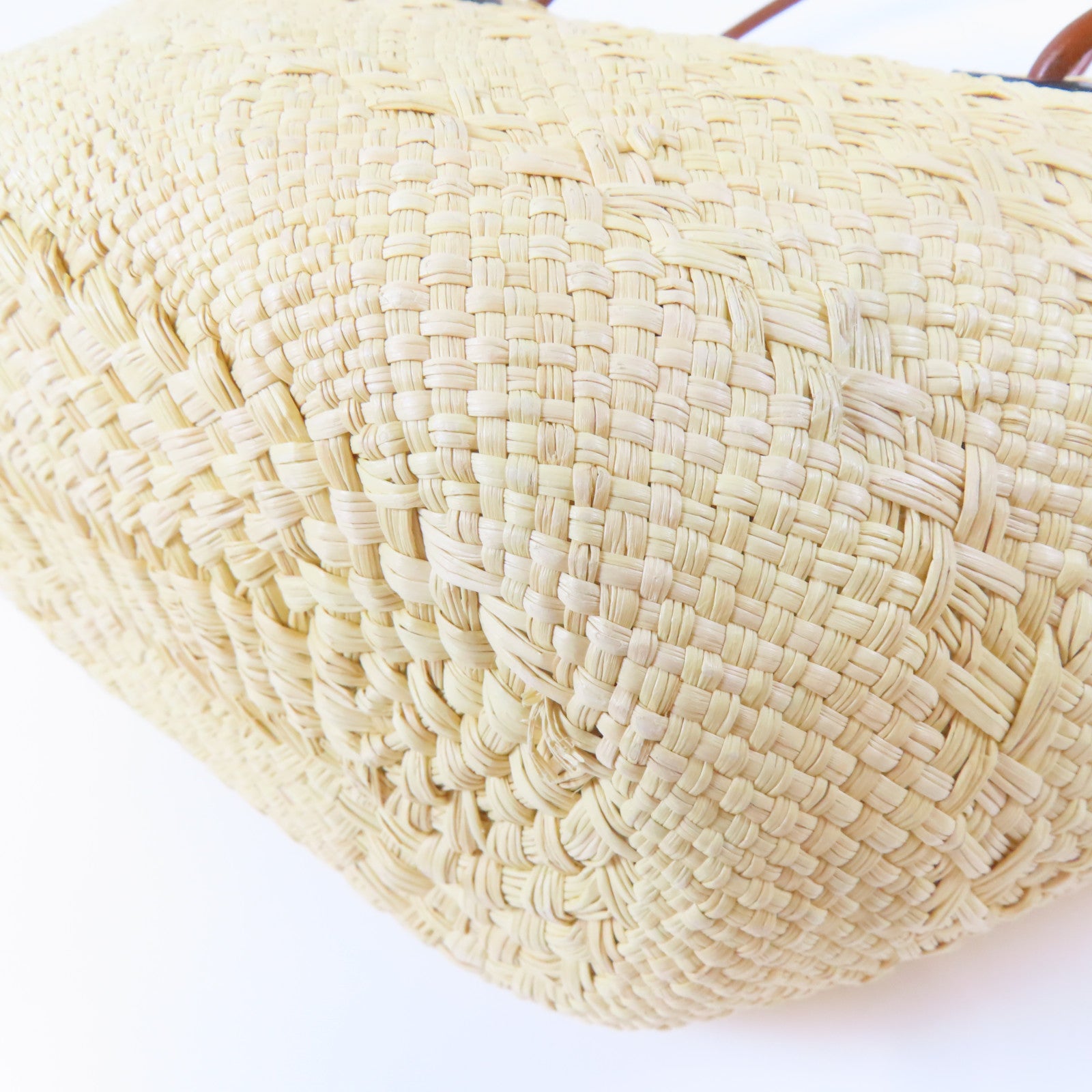 LOEWE 藤料Anagram Basket Bag手挽袋米色/啡色