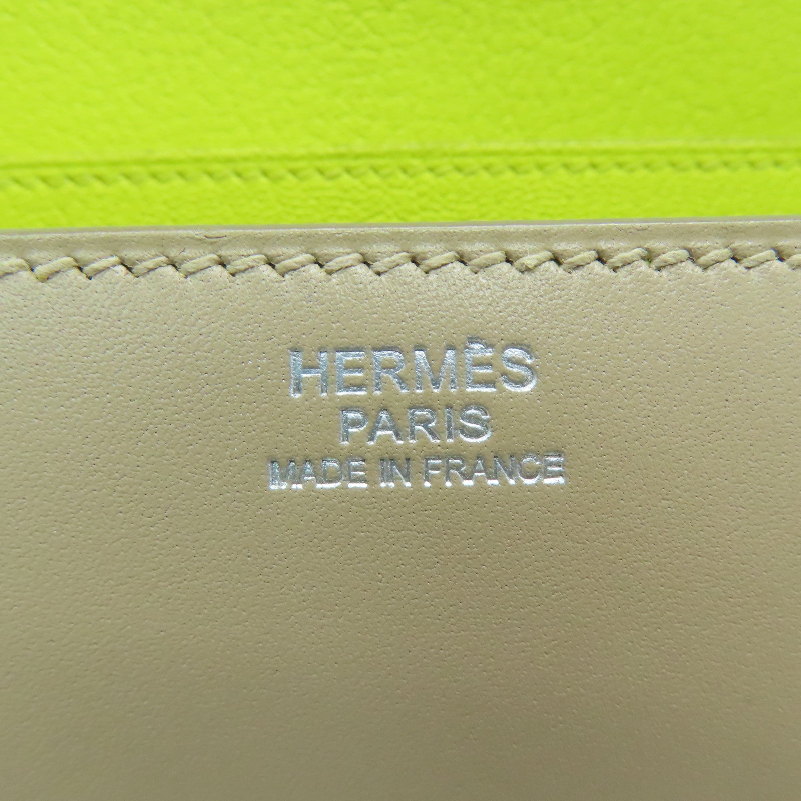 HERMES [Sharp discount] Swift leather Illico Elan silver buckle handle bag beige yellow