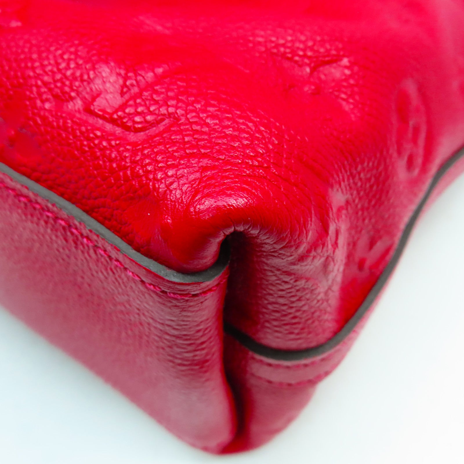 LOUIS VUITTON Monogram Empreinte Bastille MM金扣手挽肩背兩用袋紅色