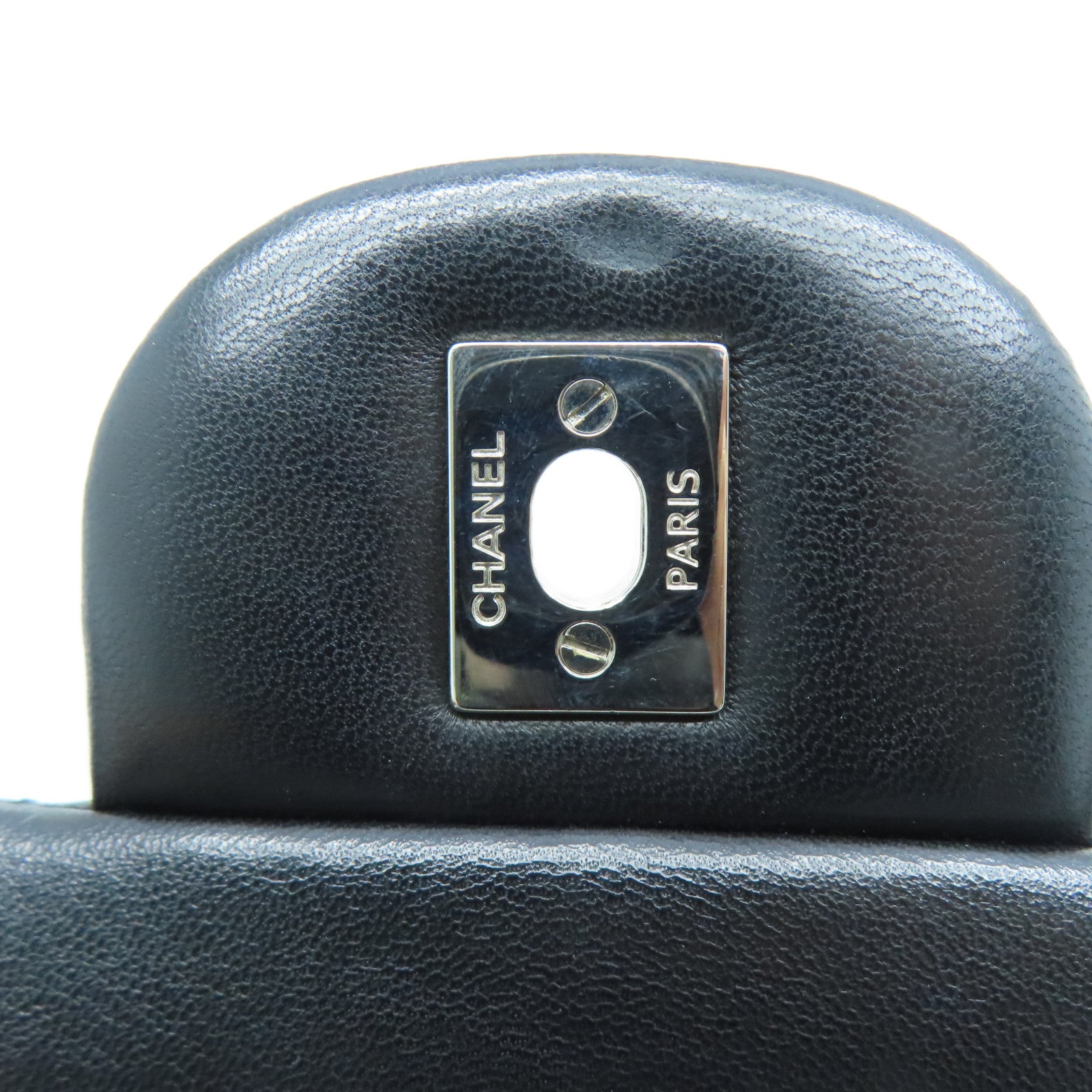 CHANEL 菱格羊皮皮革Classic銀扣肩背袋黑色