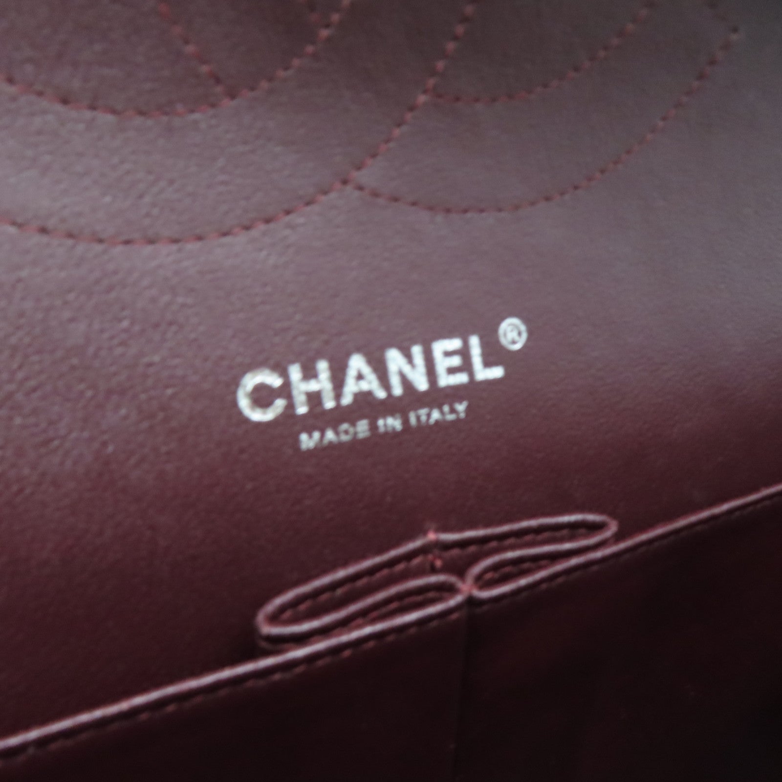 CHANEL 菱格羊皮皮革Classic銀扣肩背袋黑色