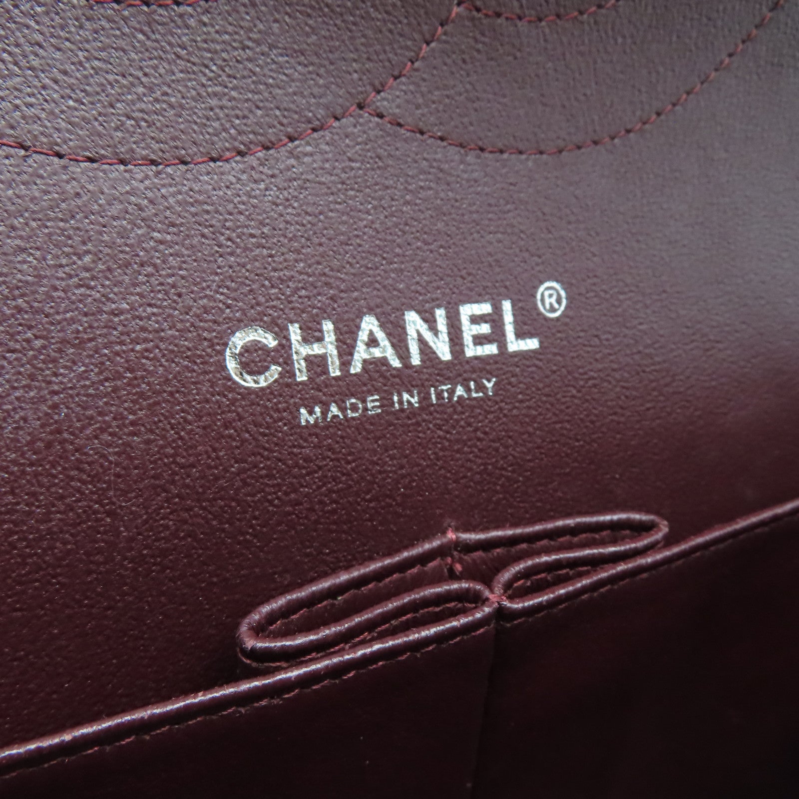CHANEL 菱格羊皮皮革Classic銀扣肩背袋黑色