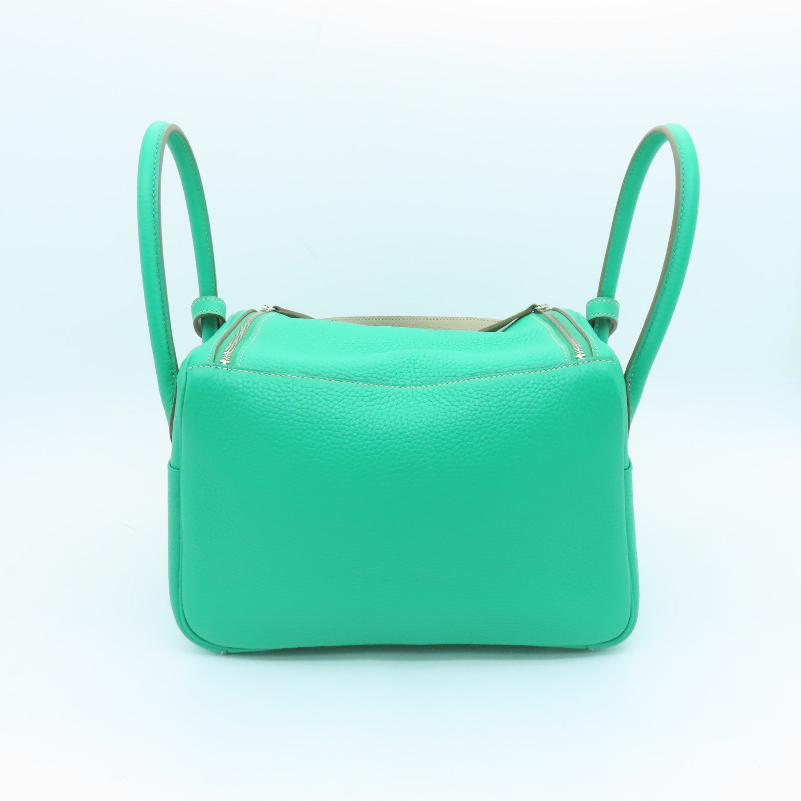 HERMES Clemence leather Lindy 26 silver buckle handle shoulder bag green