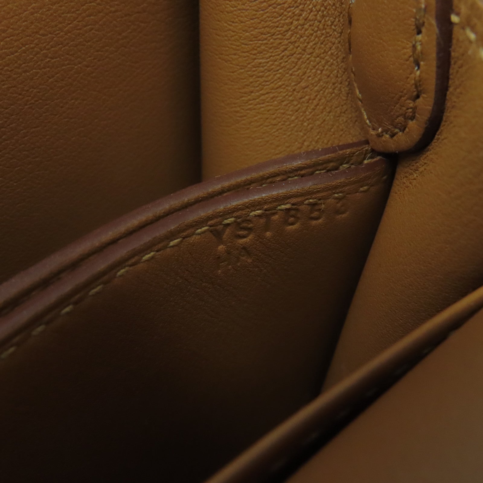 HERMES Epsom皮革Mini Roulis Eperon银扣肩背袋Gold/Blanc/Bleu啡色/白色/蓝色