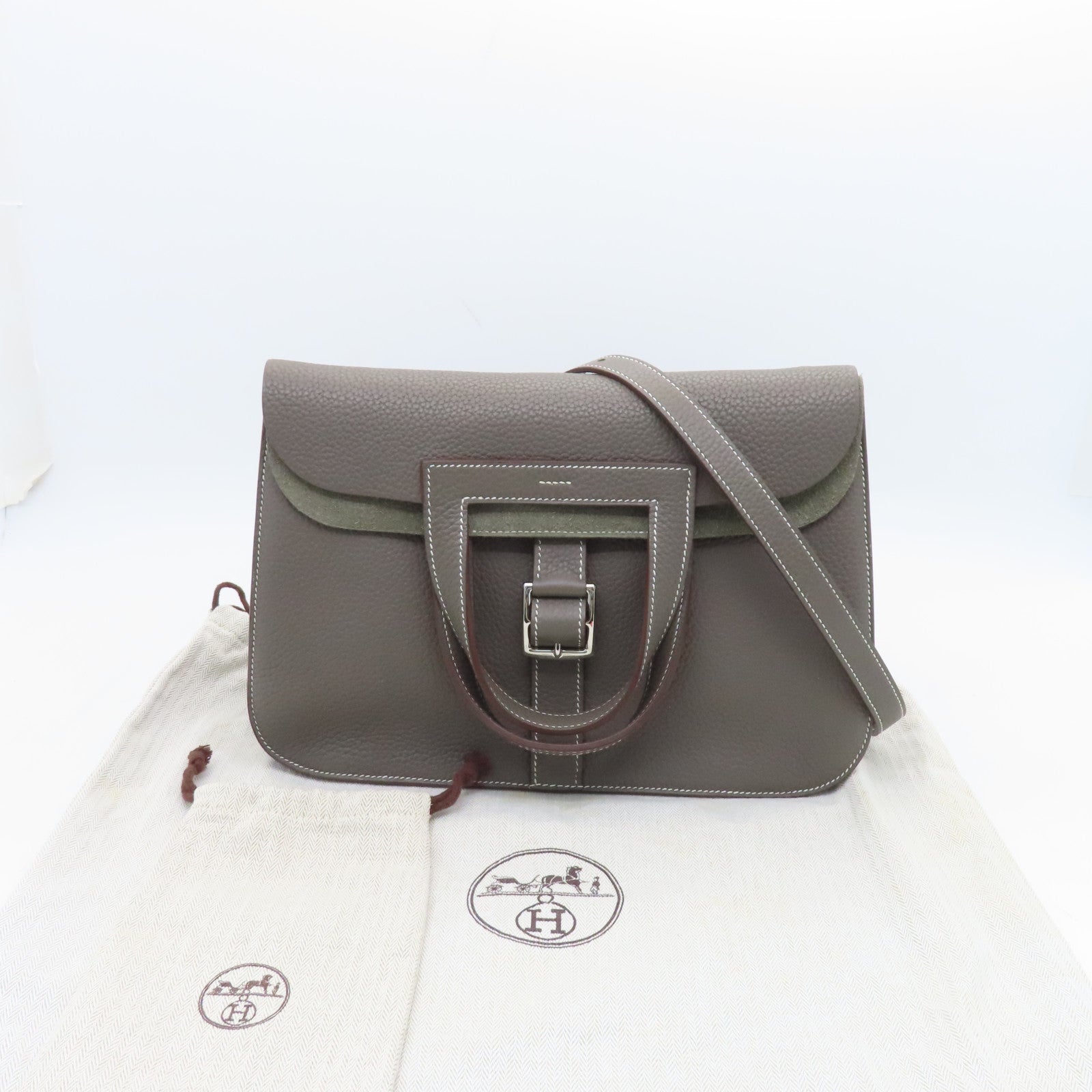 HERMES Clemence Leather Halzan 31 Silver Buckle Handle Shoulder Bag Brown