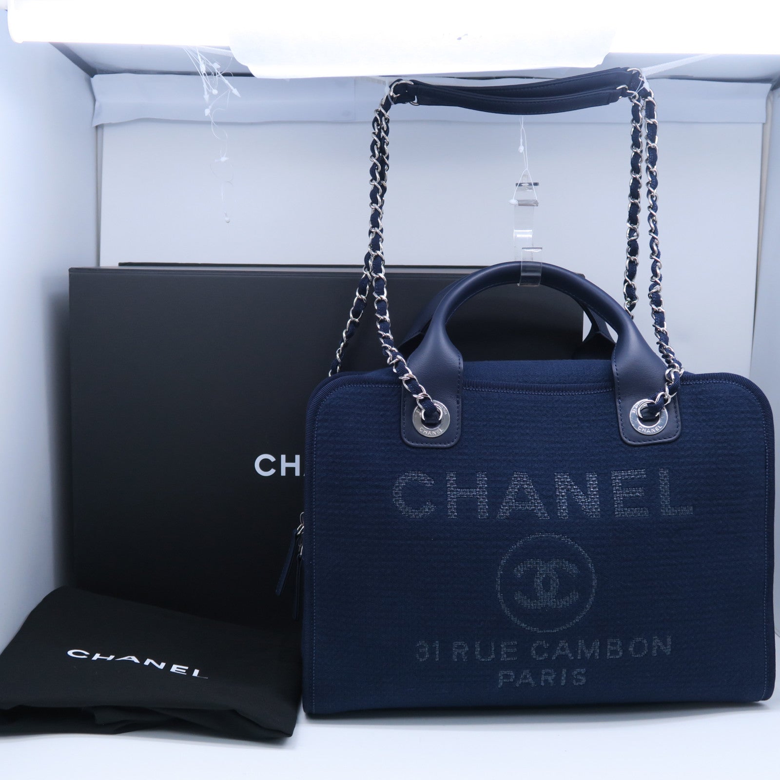 CHANEL 帆布Deauville Bowling Bag銀扣手挽肩背兩用袋深藍色