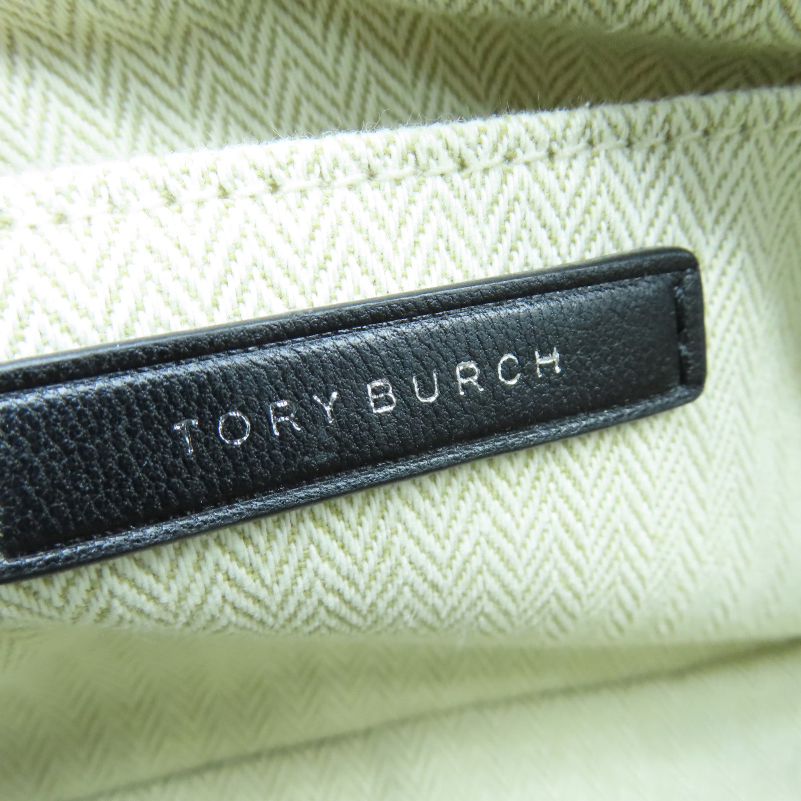 Tory Burch 牛皮皮革Pouch銀扣小袋黑色