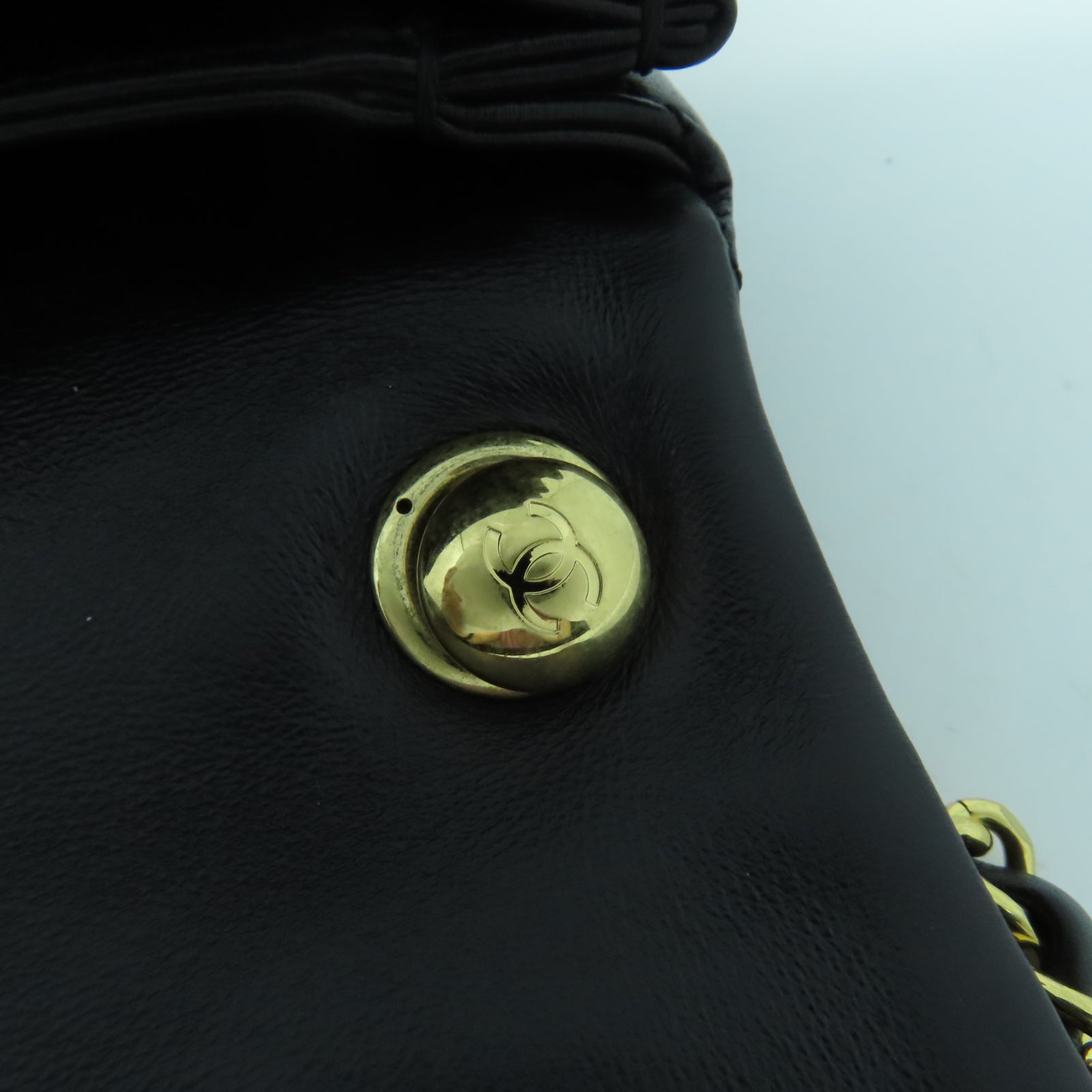 CHANEL 菱格羊皮皮革Chain Shoulder金扣鏈帶手挽肩背兩用袋黑色