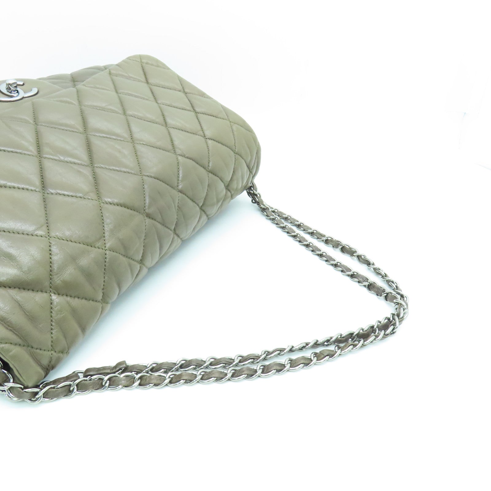 CHANEL Rhombus Sheepskin Leather Chain Shoulder Bag Silver Buckle Chain Belt Shoulder Bag Khaki