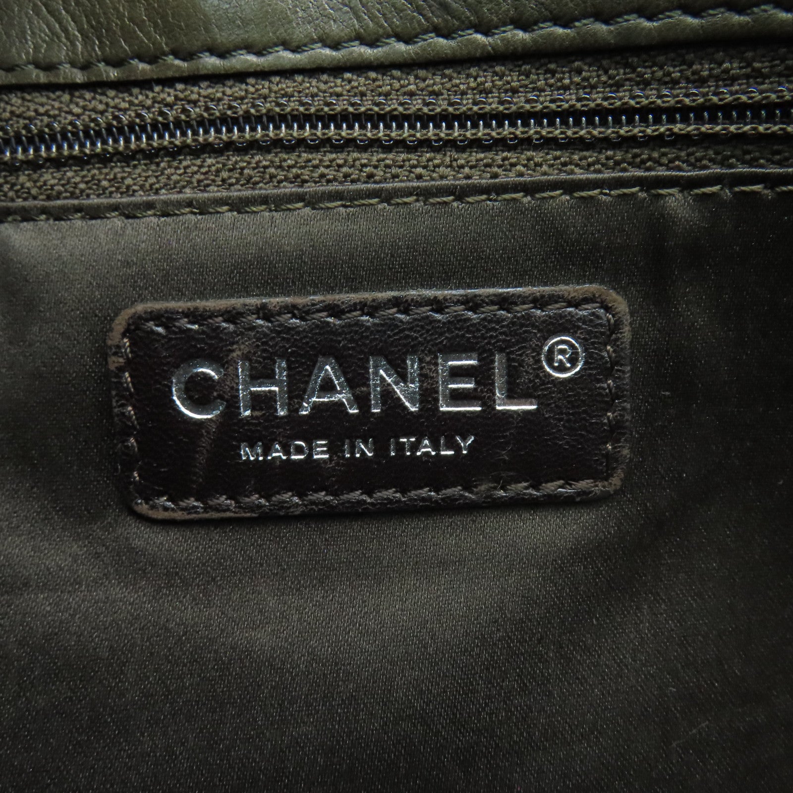CHANEL Rhombus Sheepskin Leather Chain Shoulder Bag Silver Buckle Chain Belt Shoulder Bag Khaki