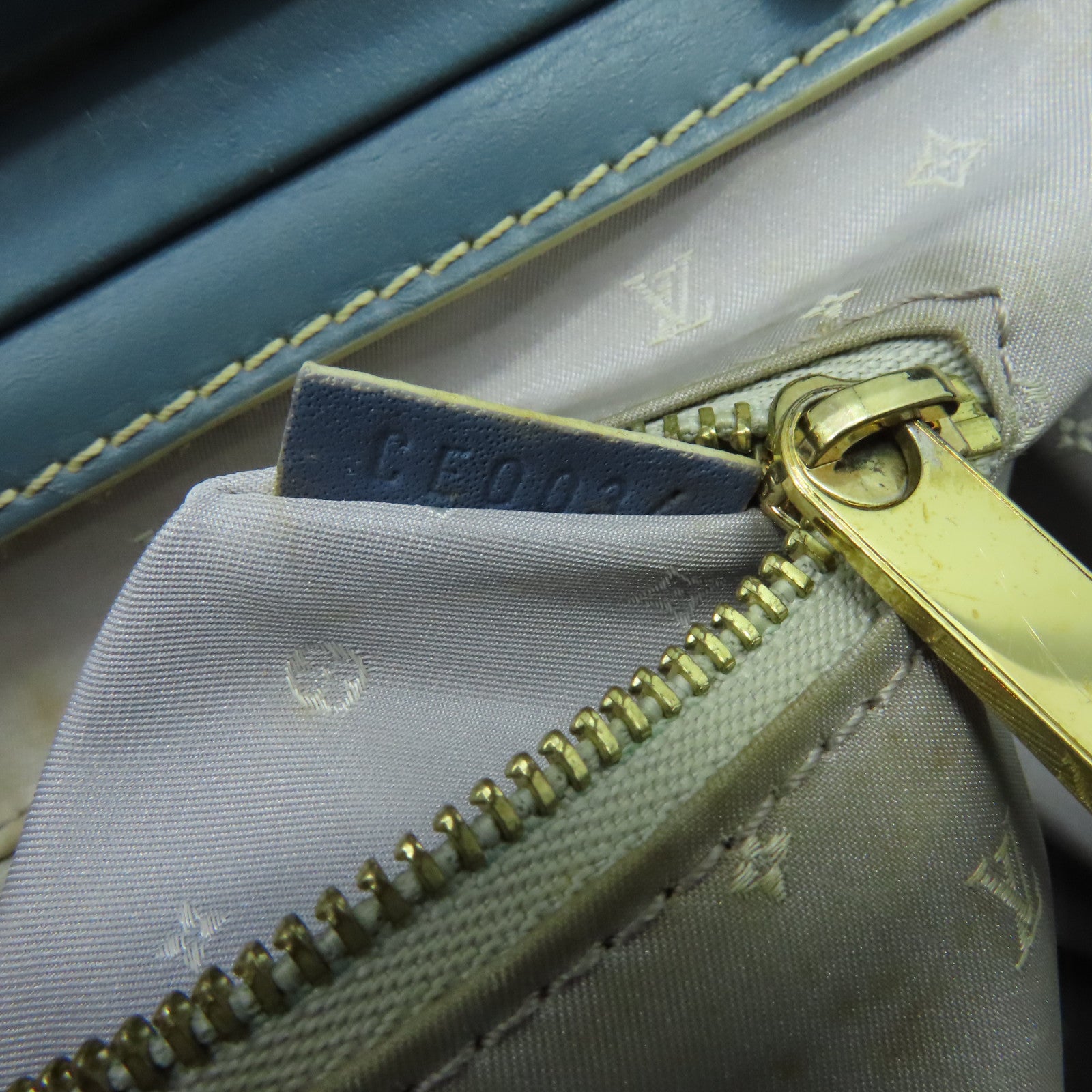 LOUIS VUITTON Suhali Leather Lingenieux PM Hand Bag Gold Buckle Blue
