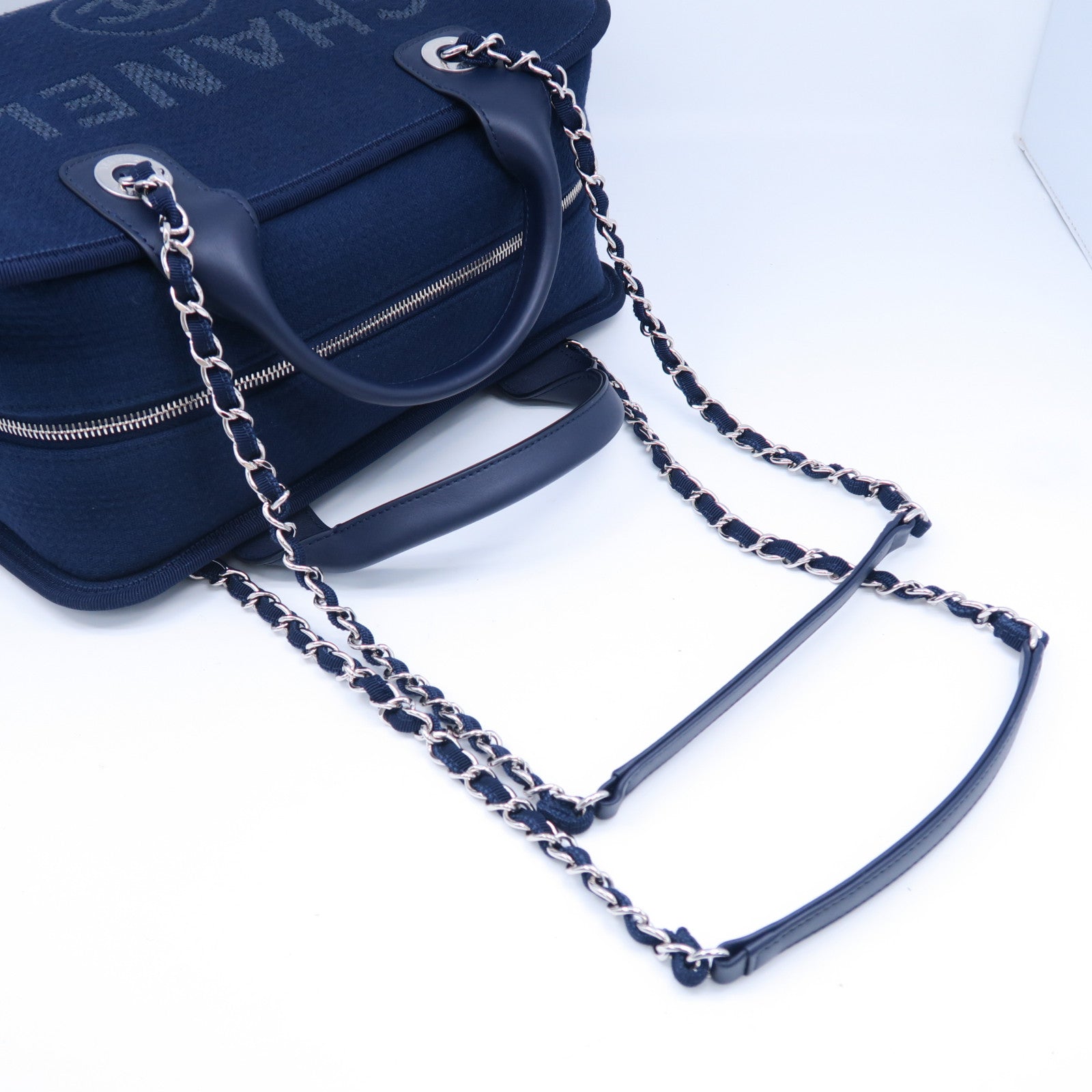 CHANEL 帆布Deauville Bowling Bag銀扣手挽肩背兩用袋深藍色