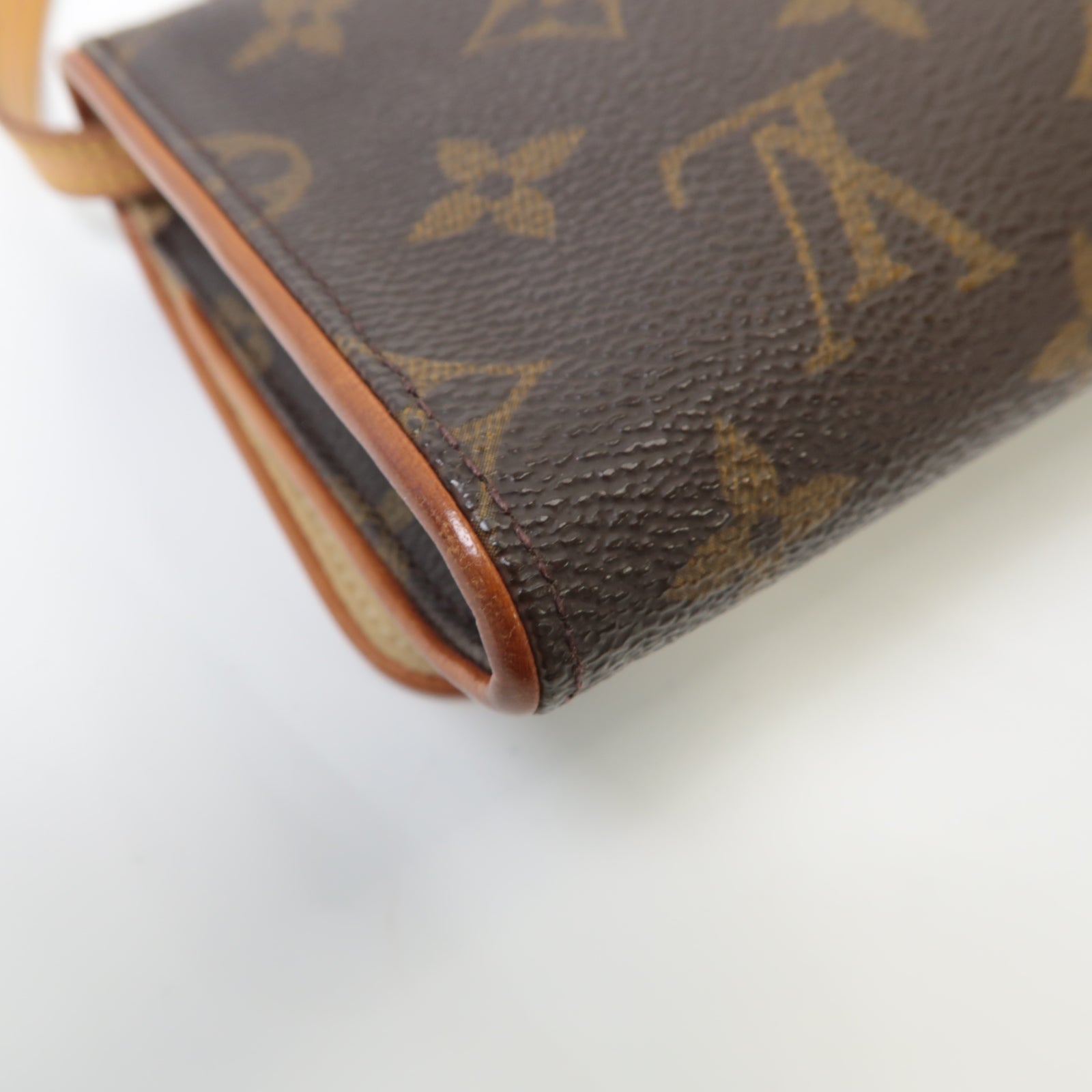 LOUIS VUITTON Monogram Pochette Twin GM金扣肩背袋啡色
