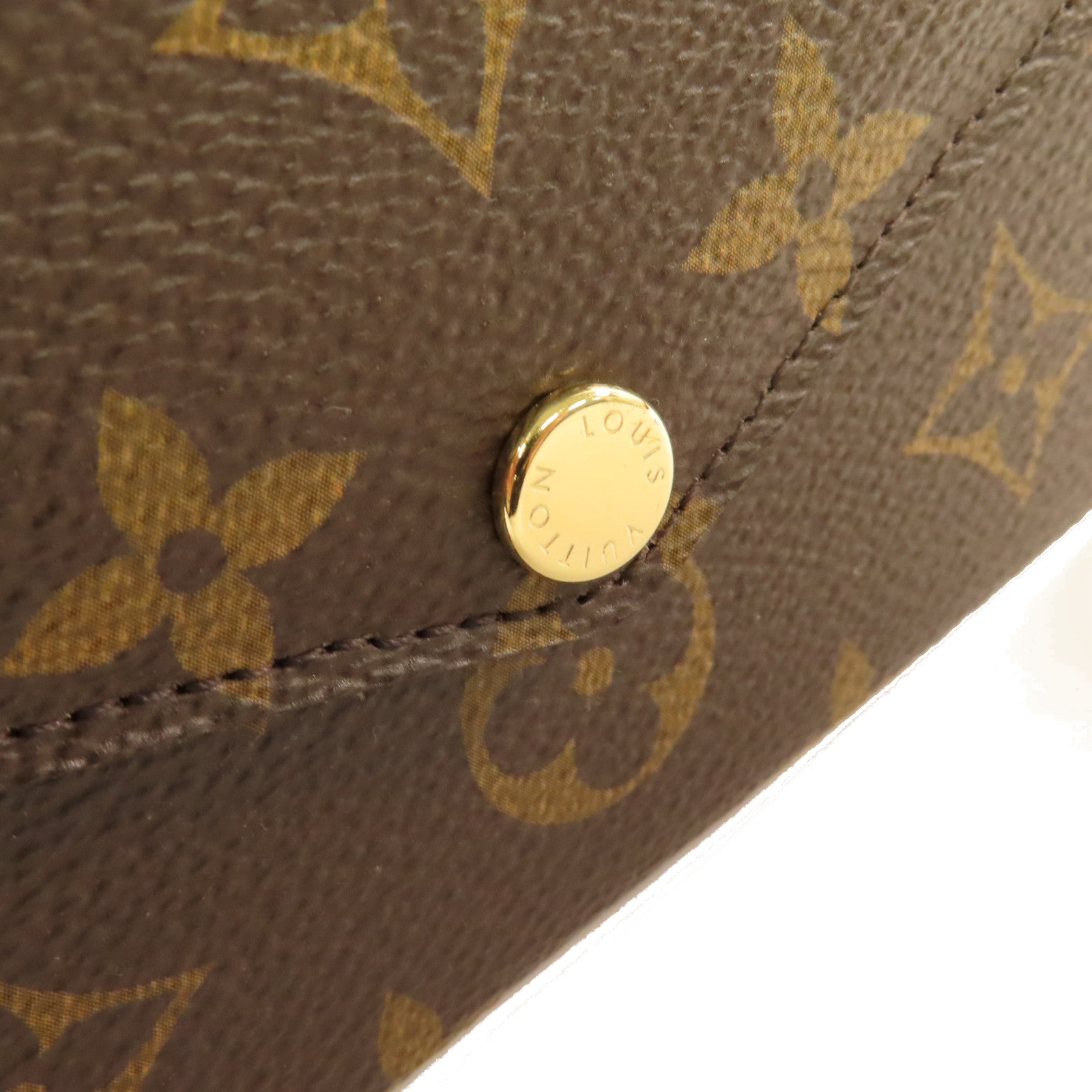 LOUIS VUITTON Monogram Felicie Pochette Chain Shoulder Bag金扣鏈帶肩背袋啡色
