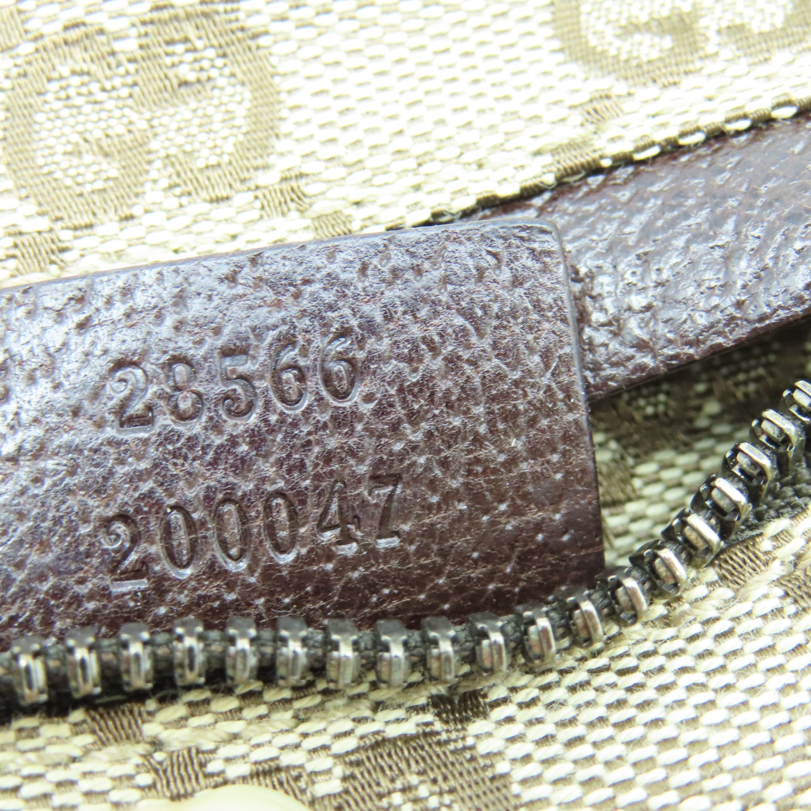 GUCCI 帆布Belt Bag銀扣腰包啡色