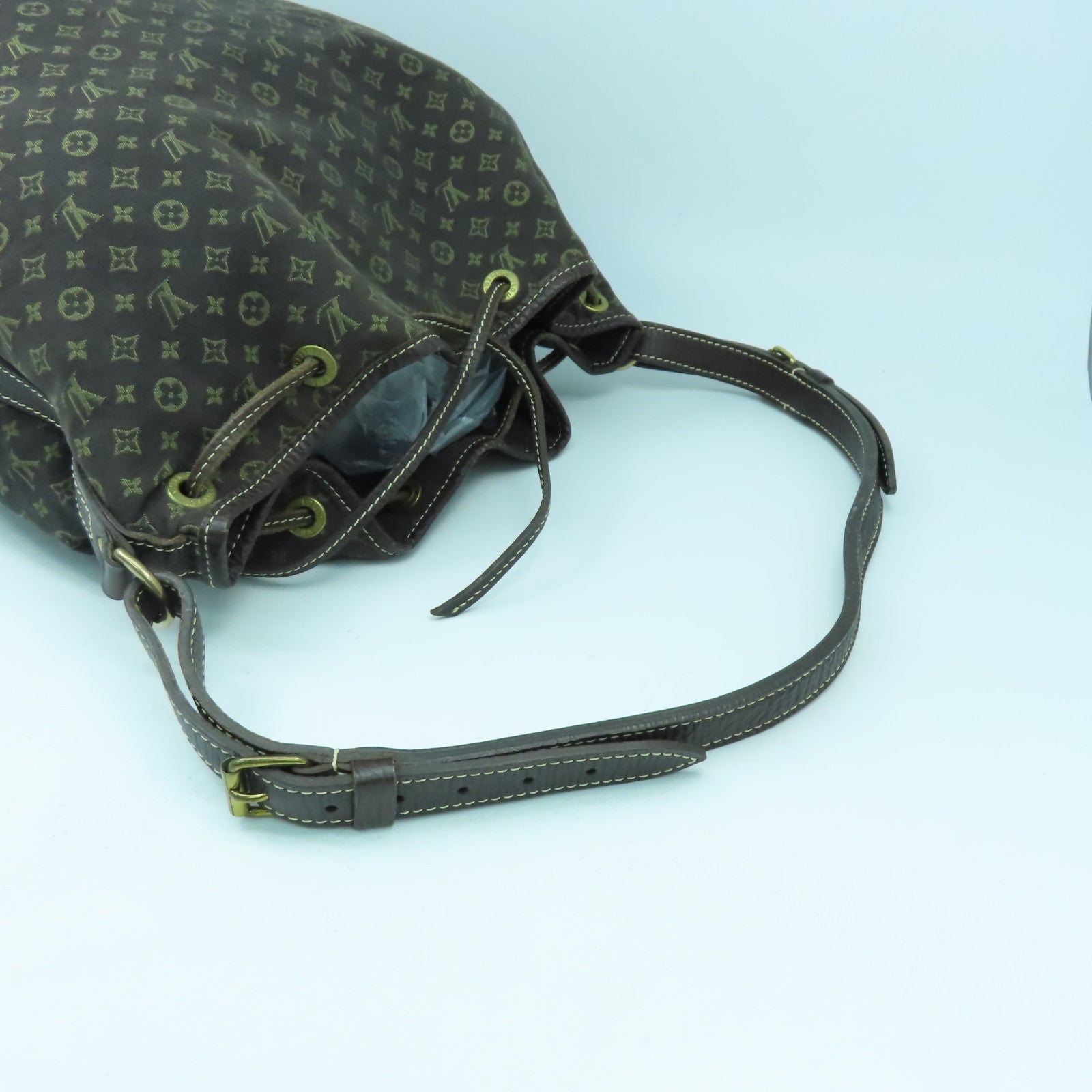 LOUIS VUITTON Monogram Idylle Noe金扣肩背袋灰色