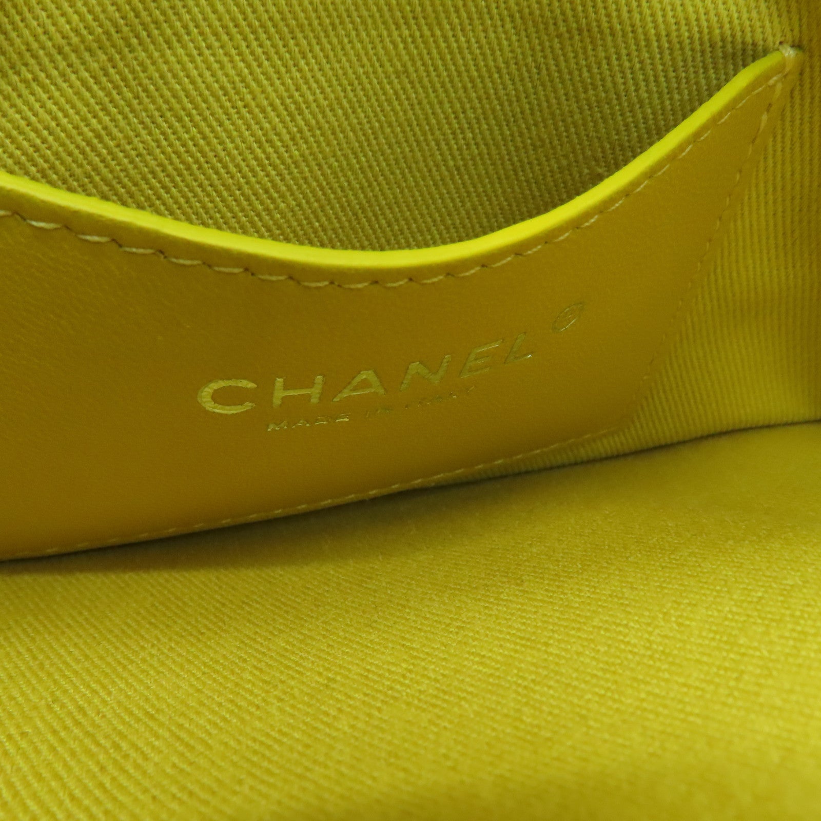CHANEL 菱格牛皮皮革Chain Shoulder銀扣肩背袋黃色