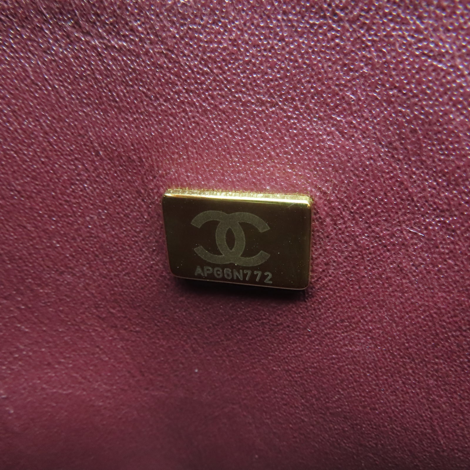 CHANEL 菱格Caviar皮革Chain Shoulder金扣鏈帶肩背袋黑色