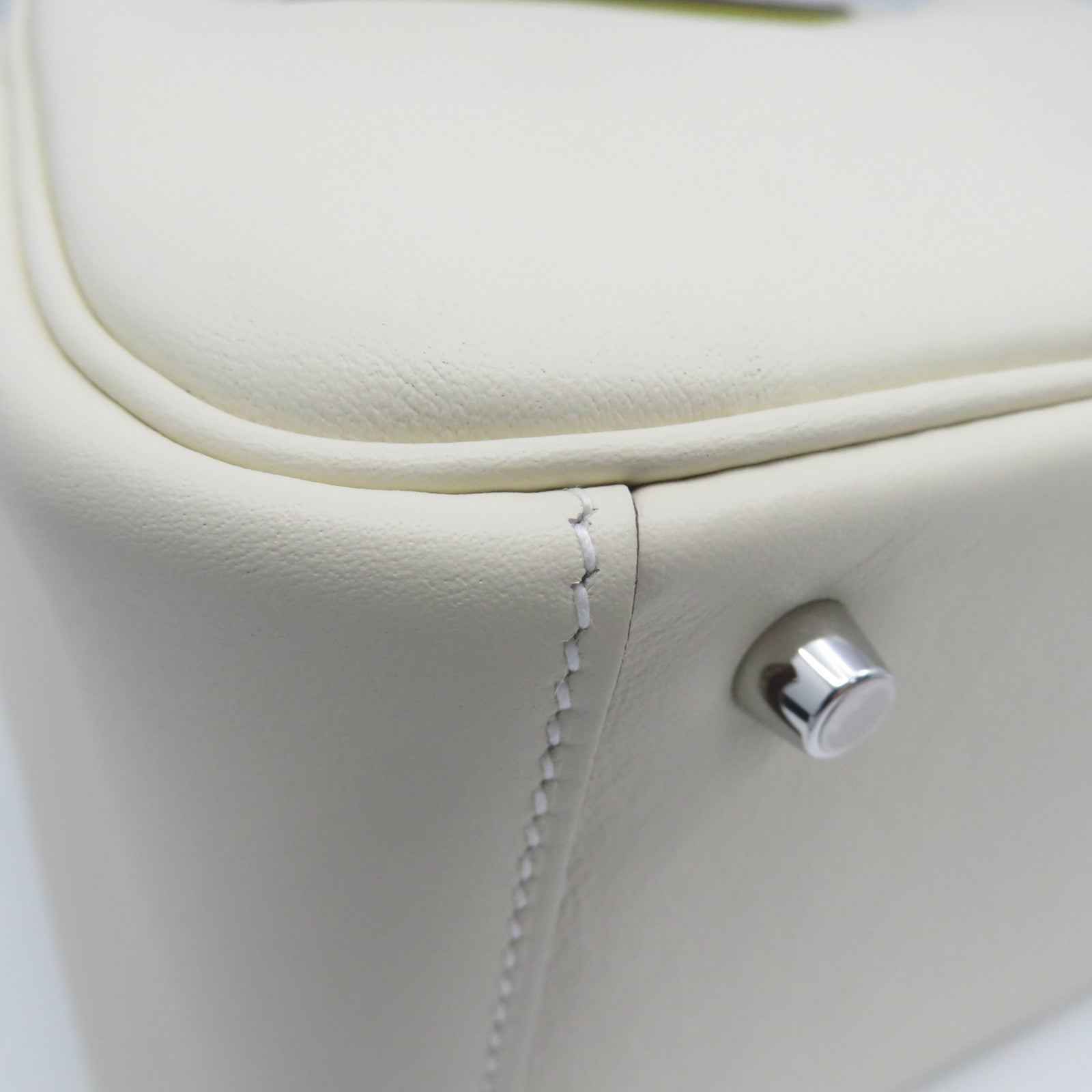 HERMES 【激減優惠】Swift皮革Mini Lindy銀扣肩背袋白色Nata/Lime