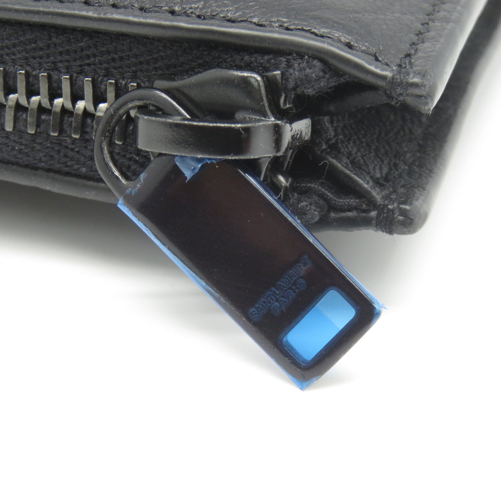 SAINT LAURENT 牛皮皮革Pouch手拿包黑色