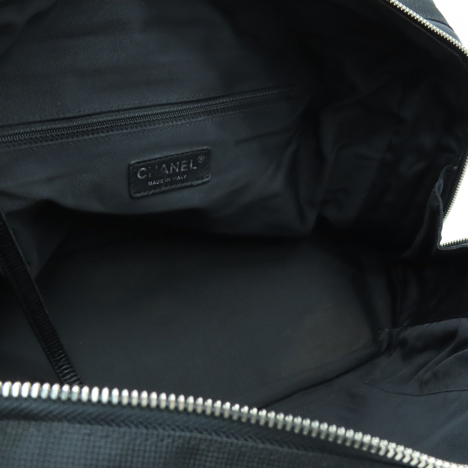 CHANEL 菱格牛皮皮革Chain Shoulder Bag銀扣鏈帶肩背袋黑色