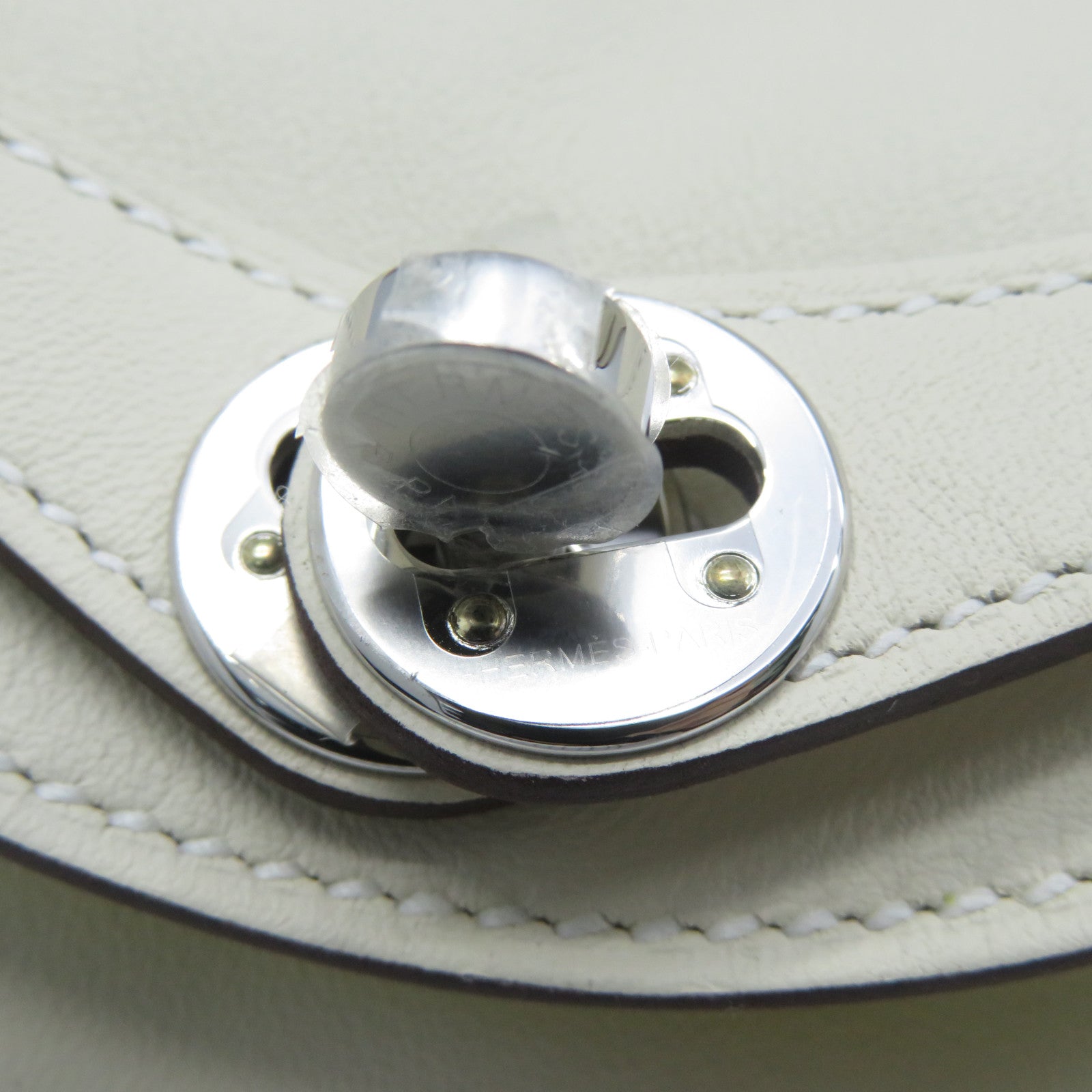 HERMES 【激減優惠】Swift皮革Mini Lindy銀扣肩背袋白色Nata/Lime