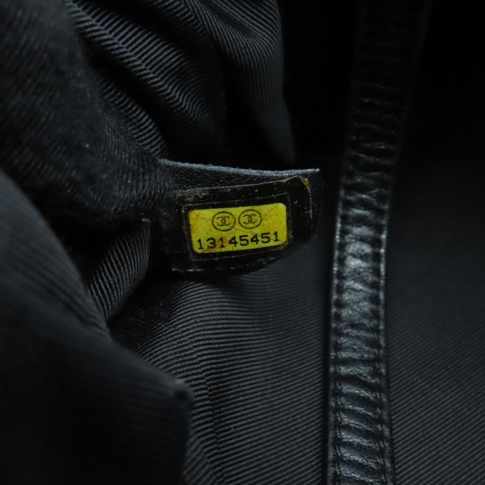 CHANEL 菱格牛皮皮革Chain Shoulder Bag銀扣鏈帶肩背袋黑色