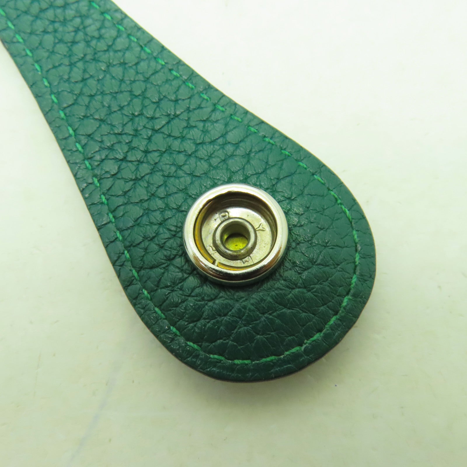 HERMES Clemence皮革Evelyne PM銀扣肩背袋Malachite綠色