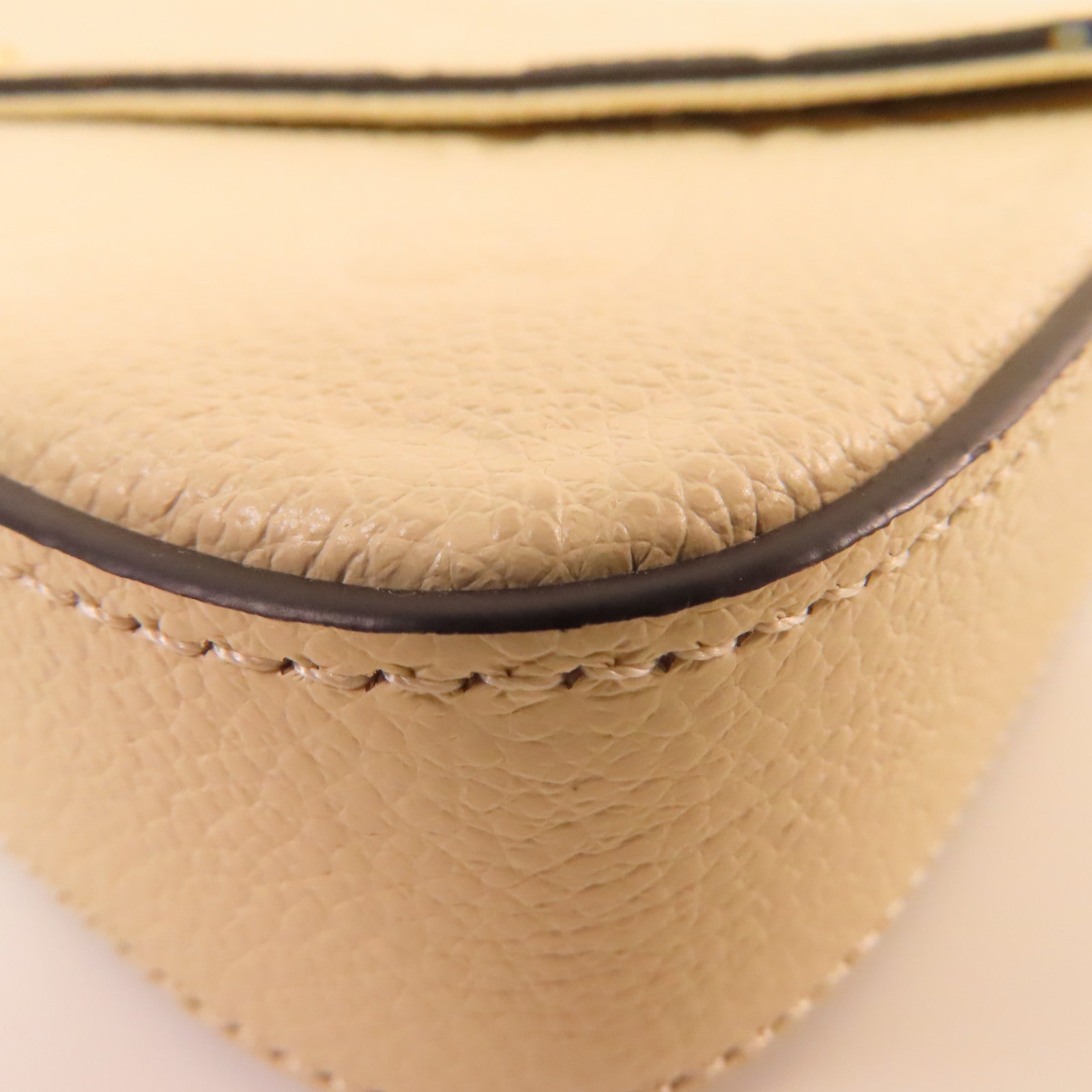 LOUIS VUITTON Monogram Empreinte Felicie Pochette Chain Shoulder Bag金扣鏈帶肩背袋米白色