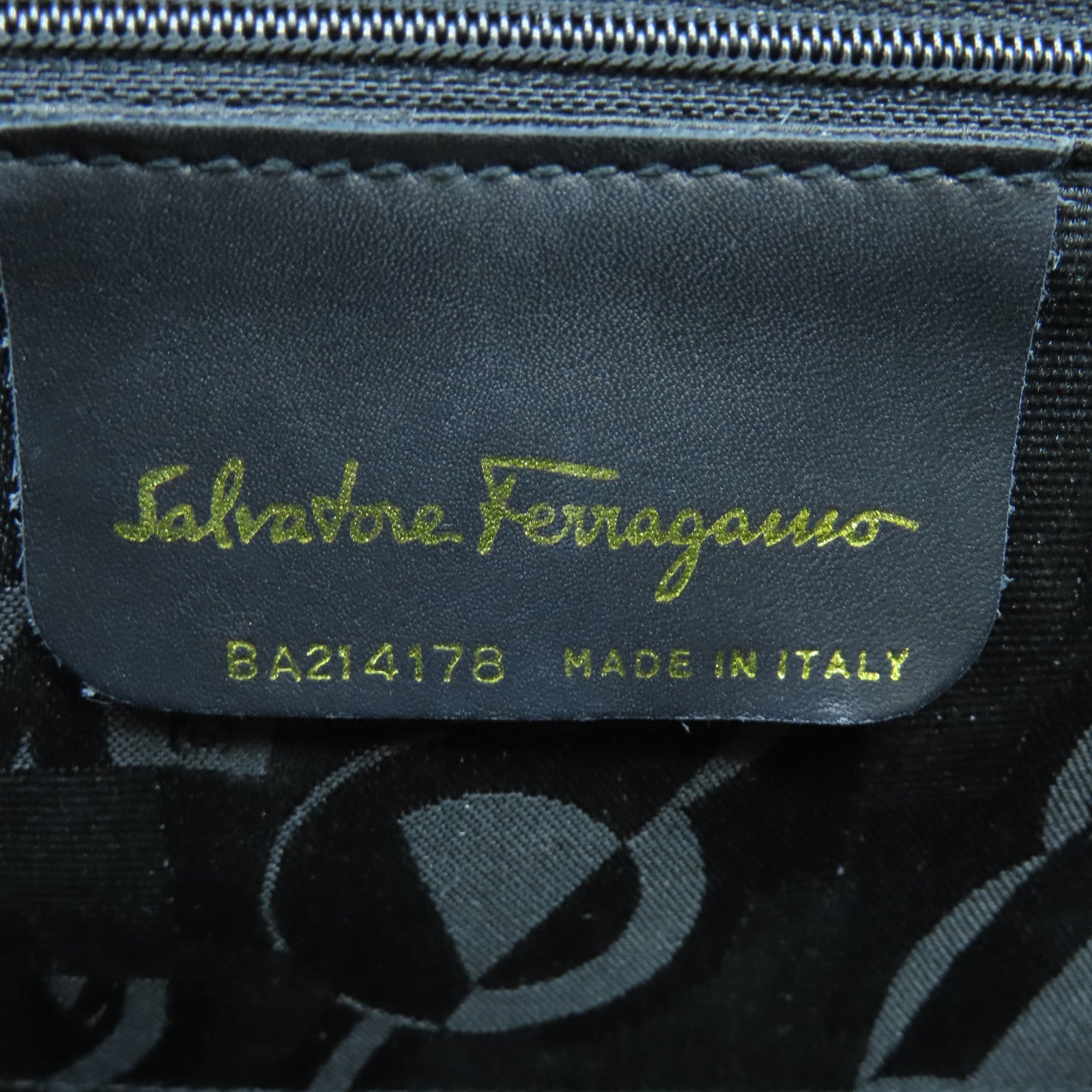 Salvatore Ferragamo 牛皮皮革/帆布Hand Bag金扣手挽袋卡其色