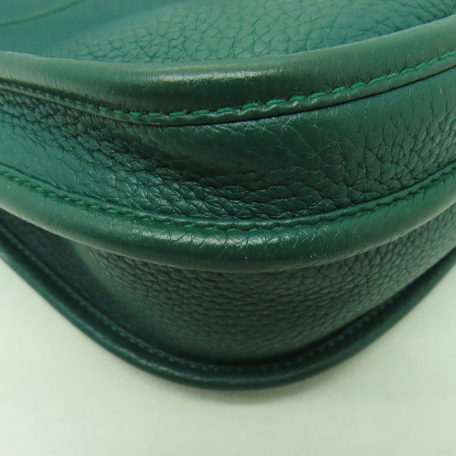HERMES Clemence皮革Evelyne PM銀扣肩背袋Malachite綠色