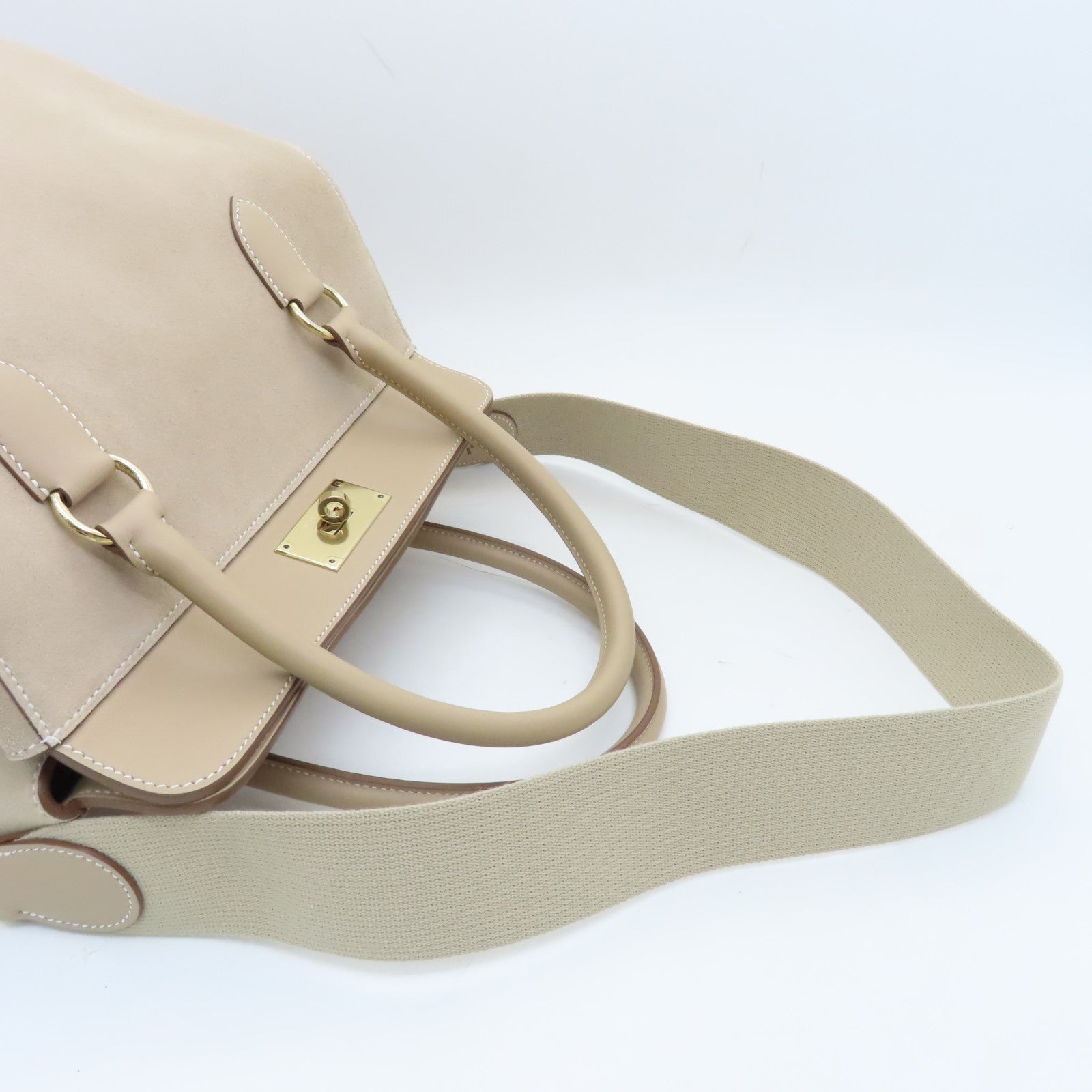 HERMES Swift Leather Toolbox 26 Gold Buckle Handle Shoulder Bag Beige