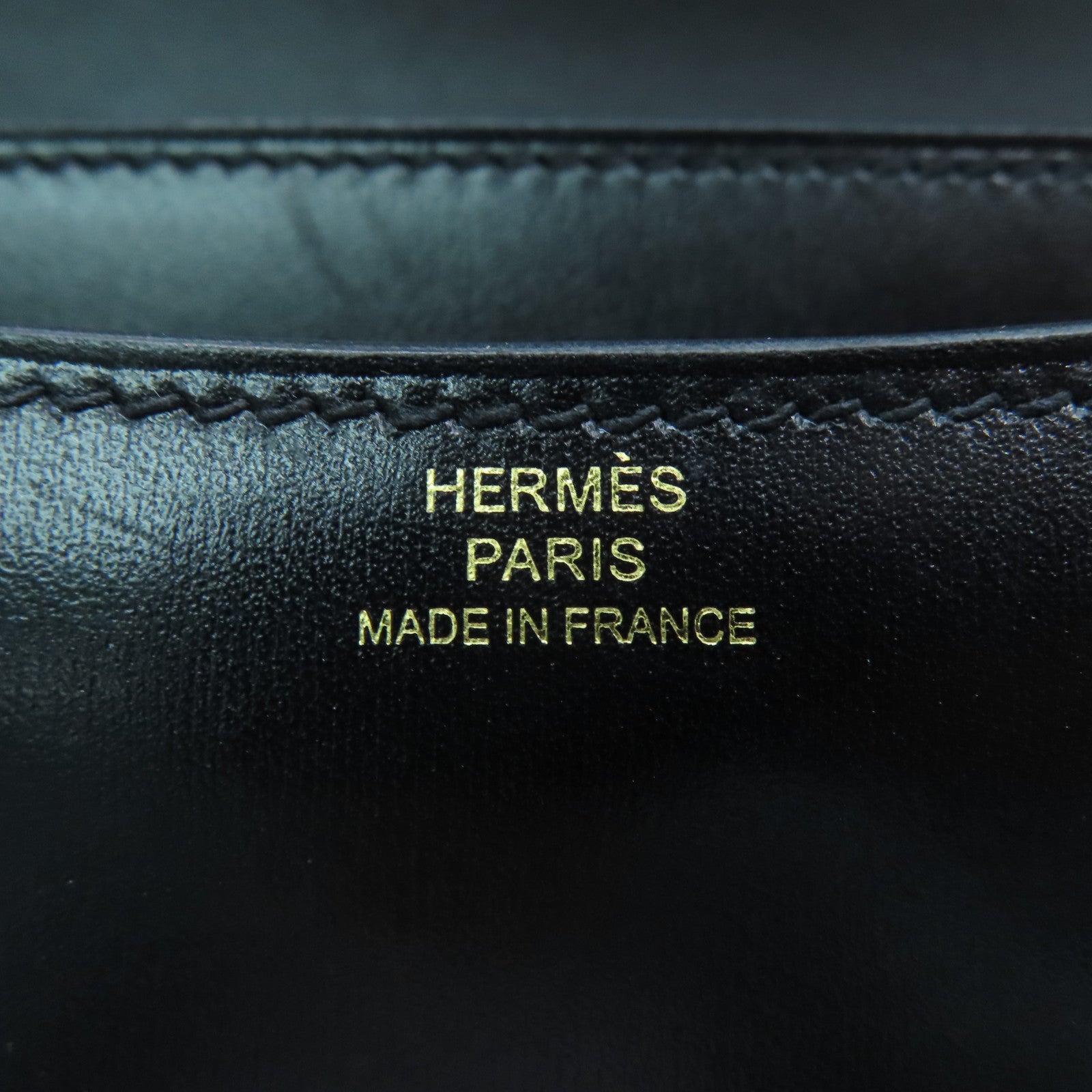 HERMES Box Calf皮革Constance Mini金扣肩背袋黑色