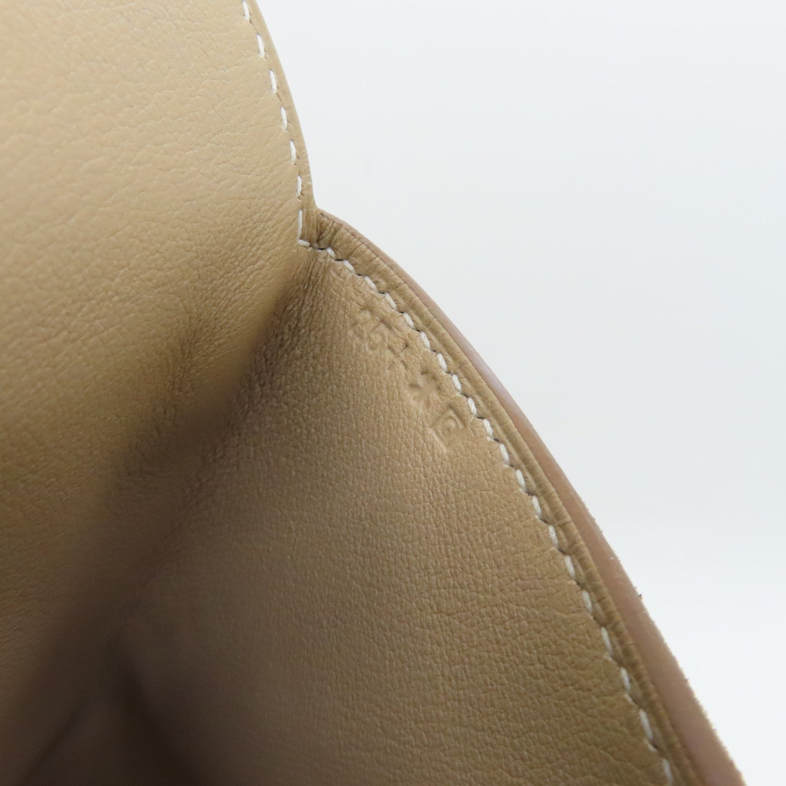 HERMES Swift Leather Toolbox 26 Gold Buckle Handle Shoulder Bag Beige