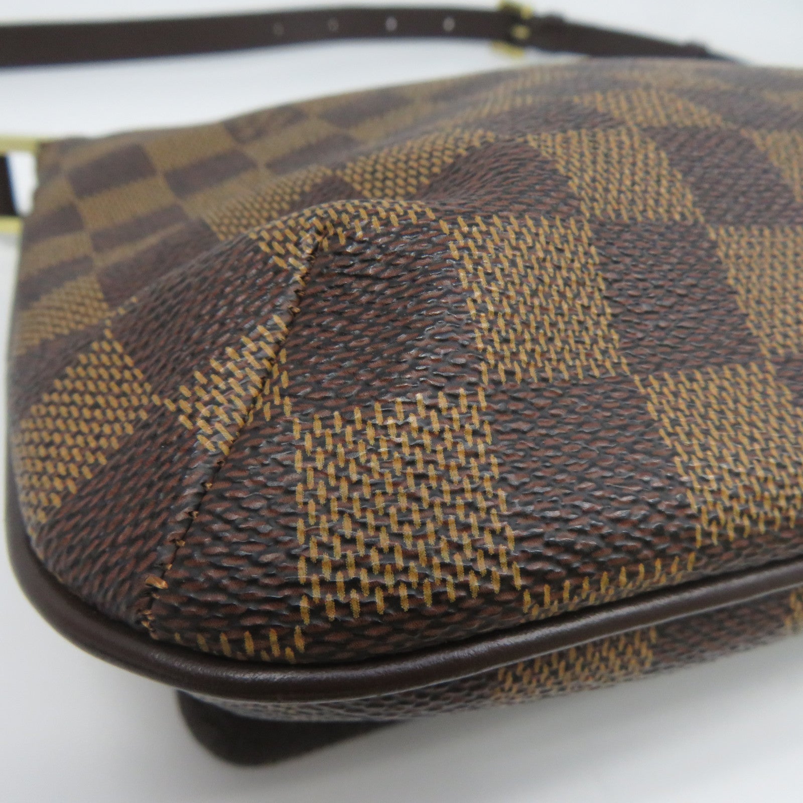 LOUIS VUITTON Damier Shoulder Bag金扣肩背袋啡色