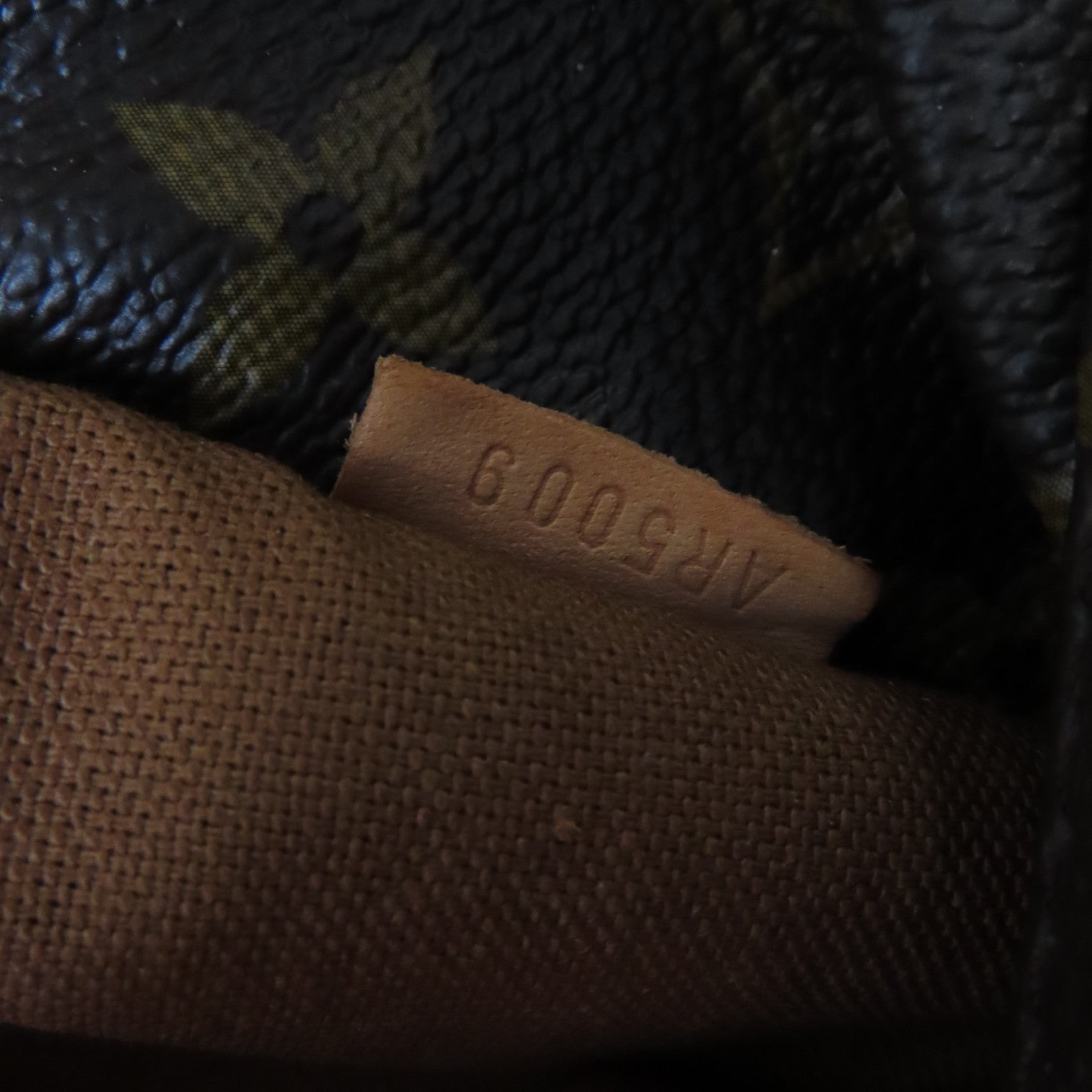 LOUIS VUITTON Monogram Totally MM Shoulder Bag金扣肩背袋啡色