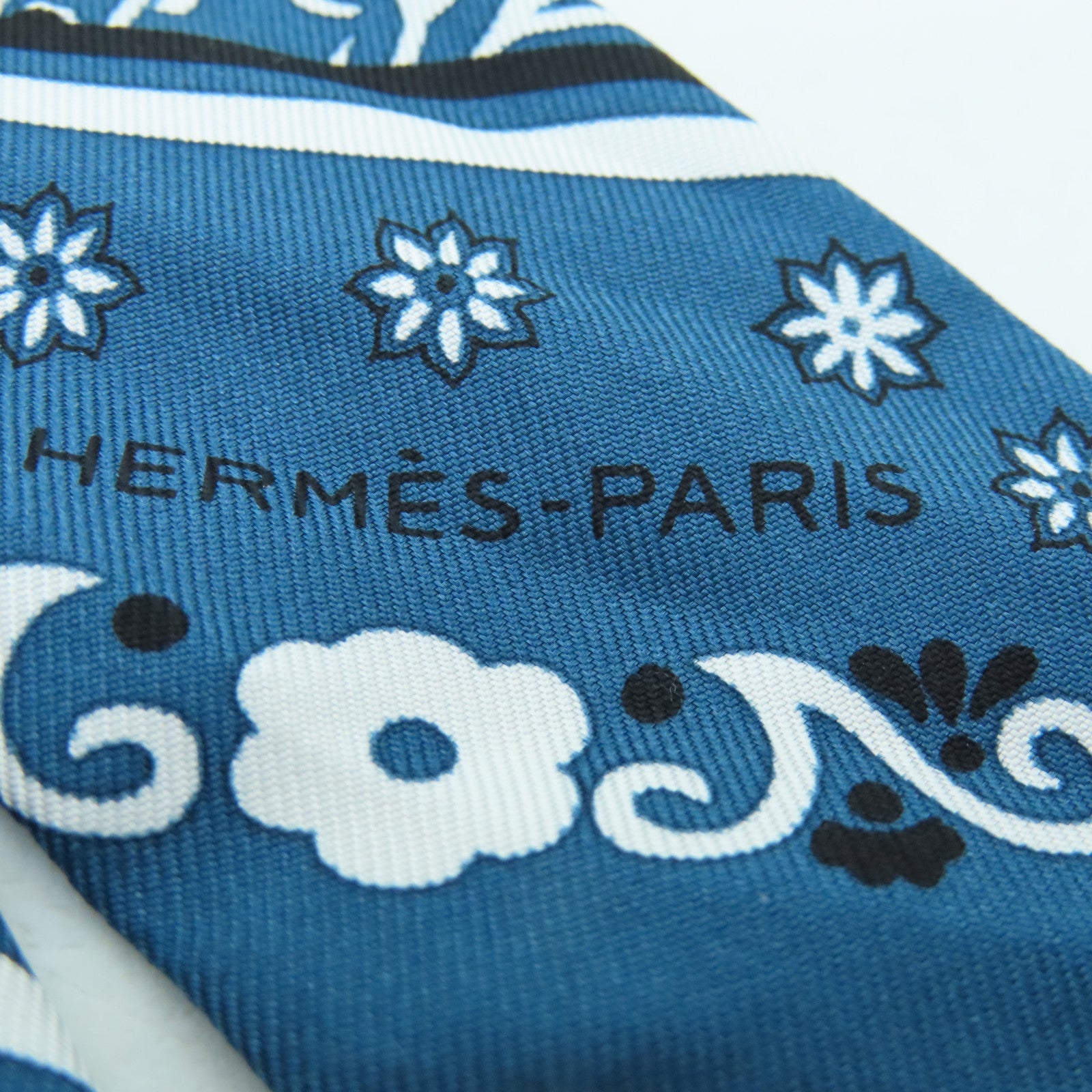 HERMES Silk Twilly Scarf Blue