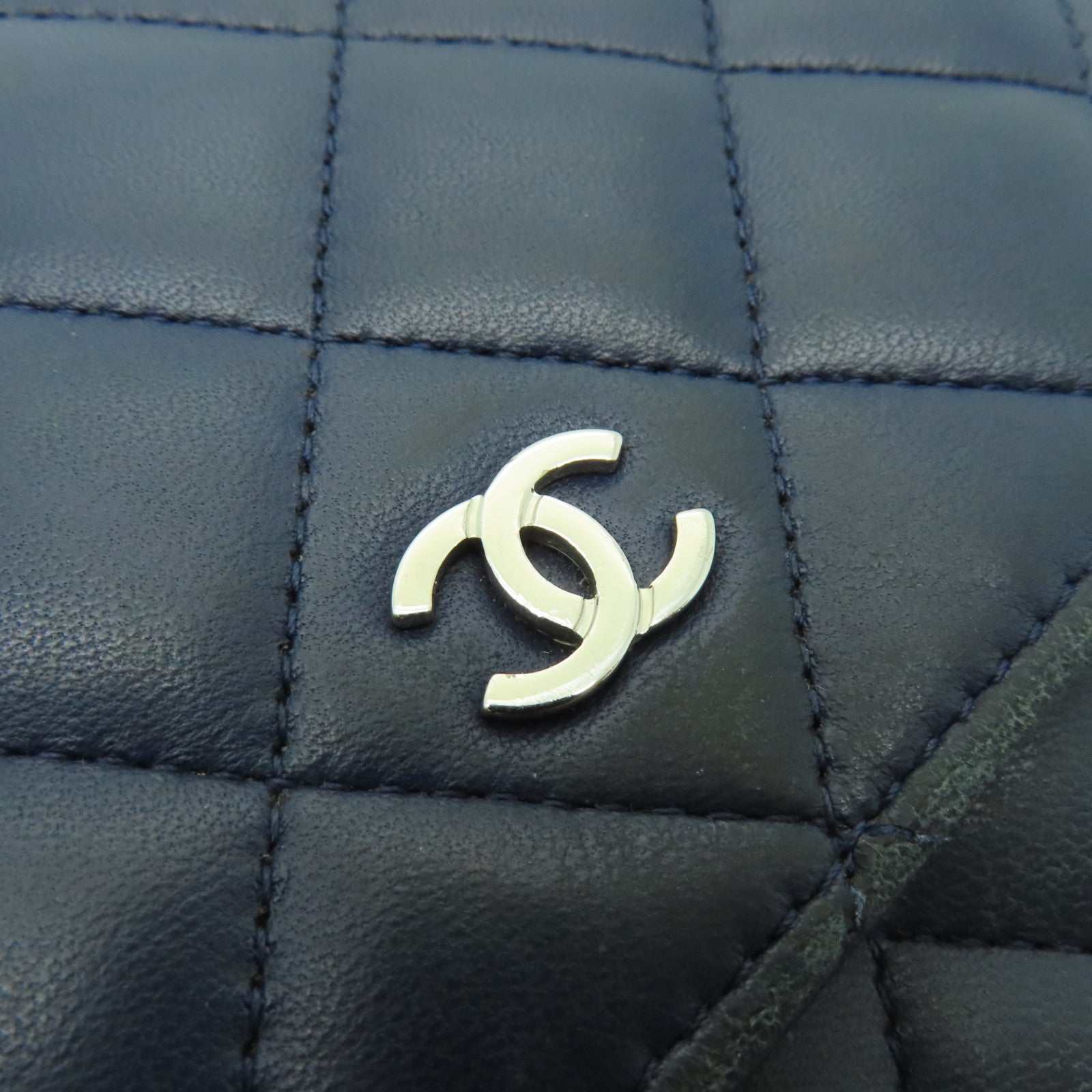 CHANEL 菱格羊皮皮革WOC銀扣肩背袋藍色