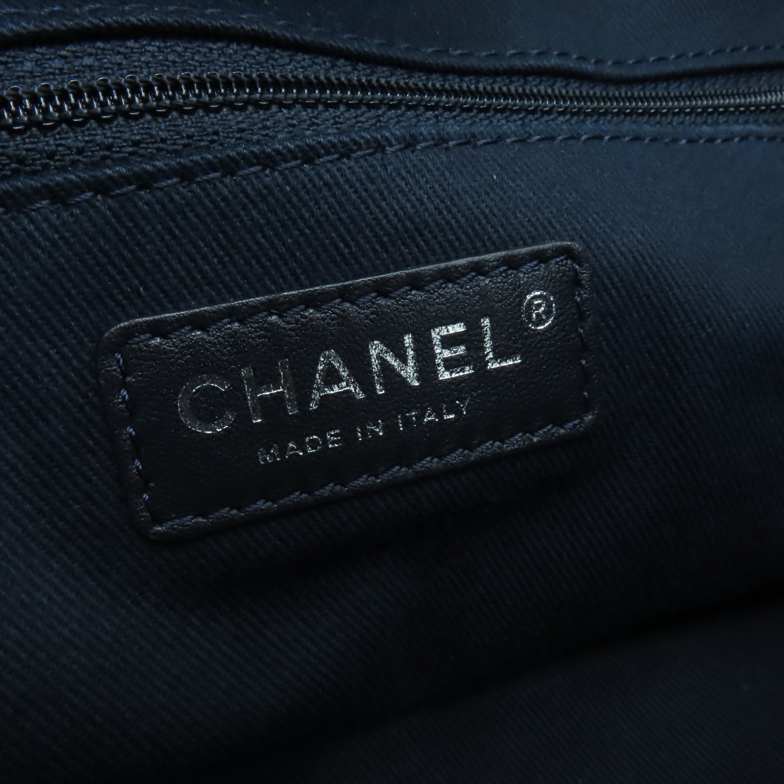 CHANEL 牛仔布Deauville Shopping Bag銀扣手挽袋深藍色