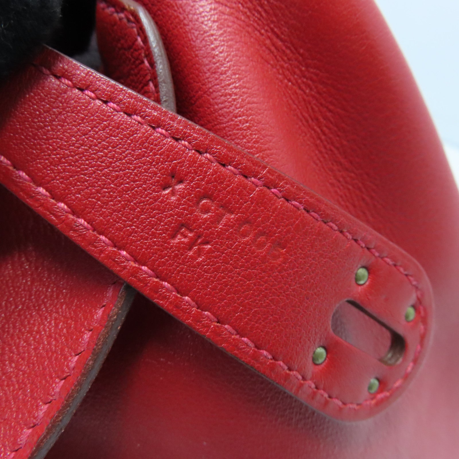 HERMES 【激減優惠】Clemence皮革Lindy 30銀扣手挽肩背兩用袋Rouge Casaque紅色