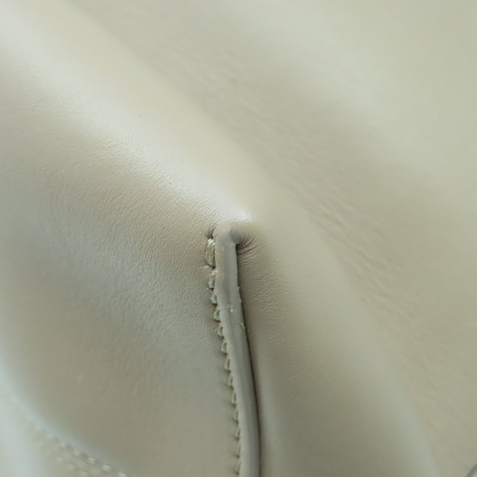 BVLGARI 【激減優惠】牛皮皮革Fragment Convertible金扣手挽袋裸色
